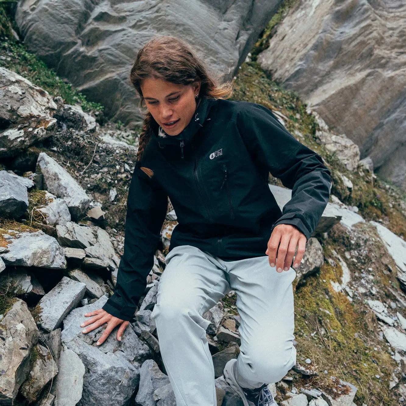 Veste randonnée femme ABSTRAL+ 2.5L