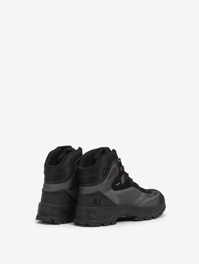 La chaussure de marche pour homme, montante et innovante en Matryx®