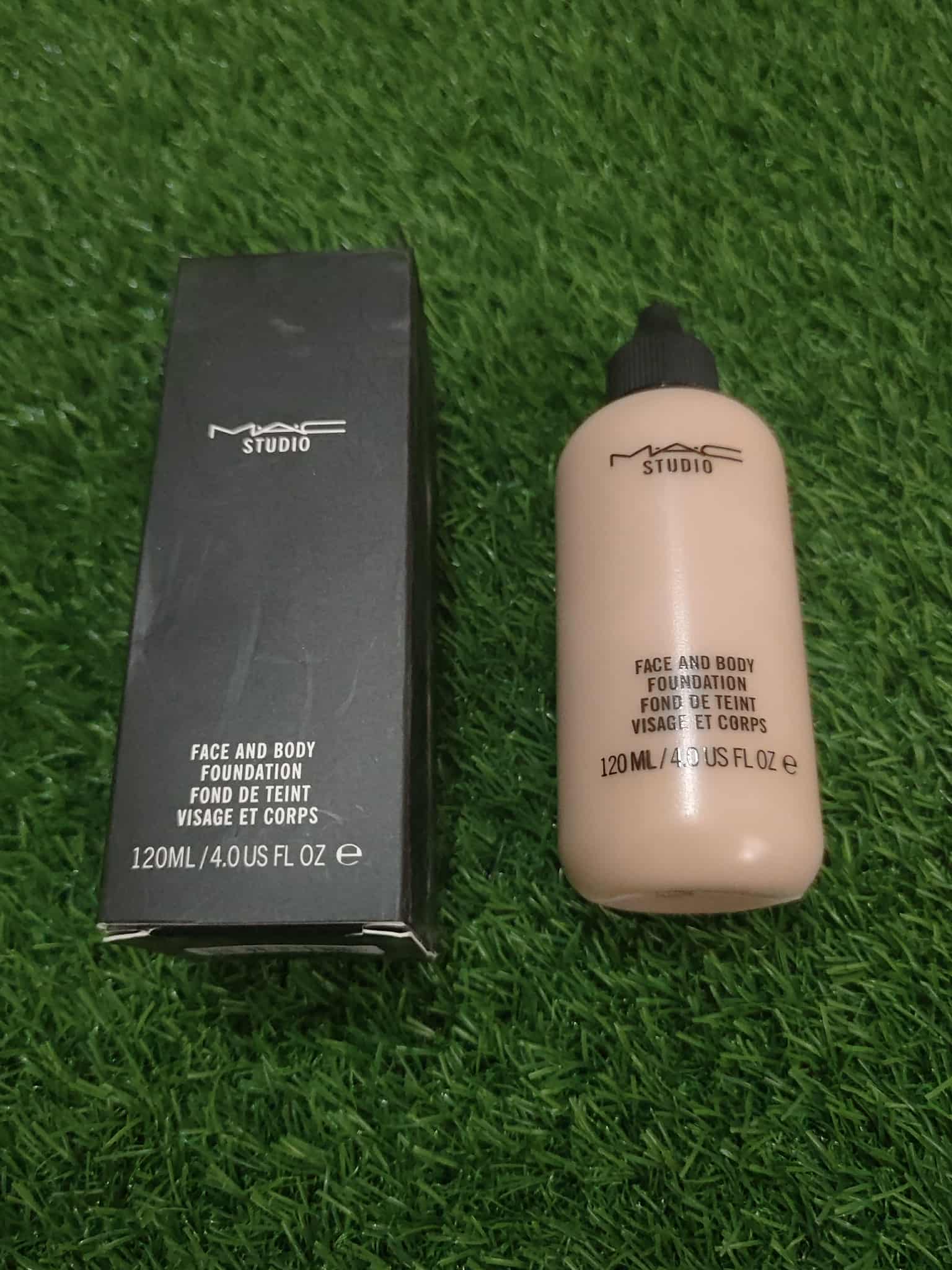 MAC Studio Face and Body Foundation