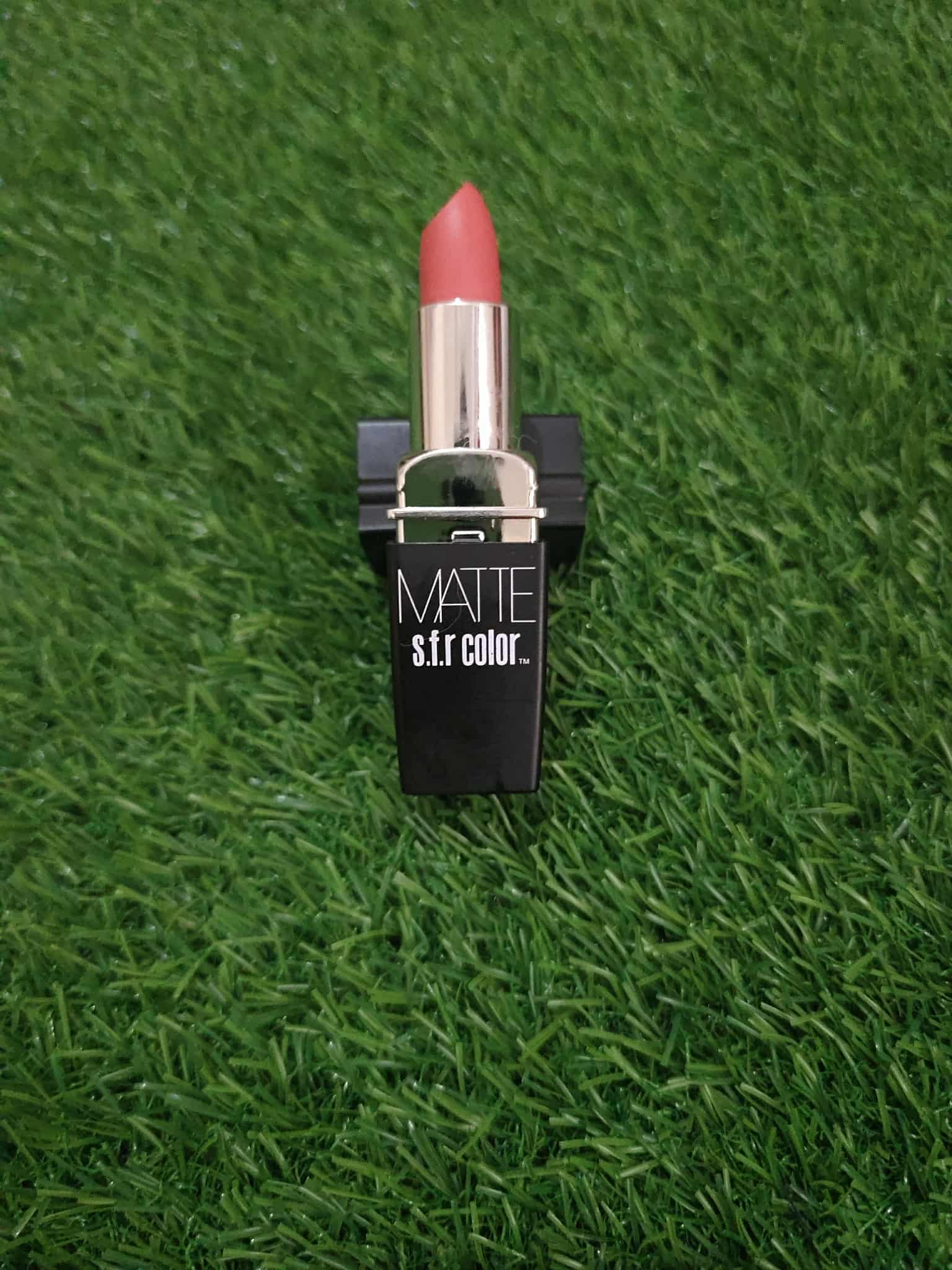 Matte S.F.R Color Lipstick