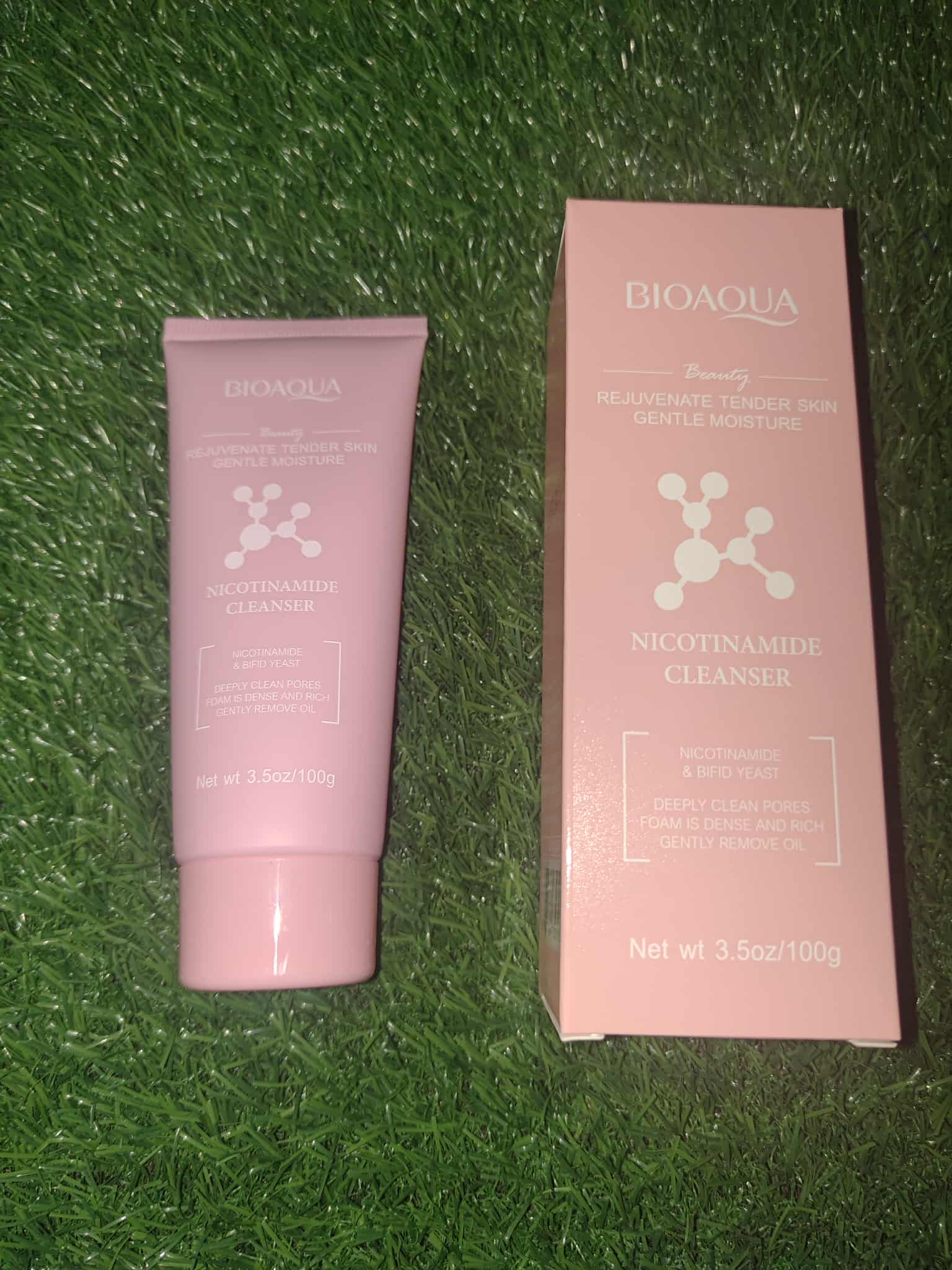 BIOAQUA Nicotinamide Cleanser