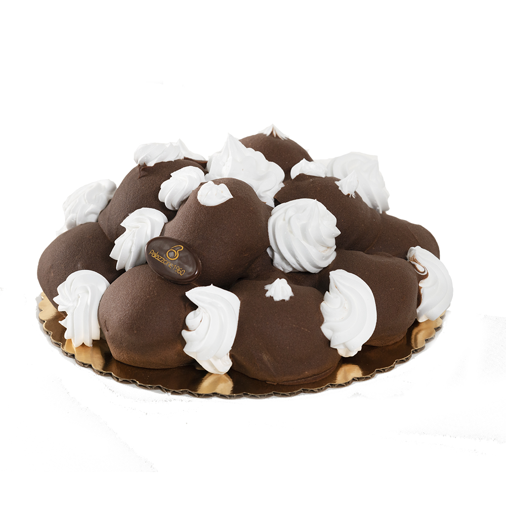 Profitterol Cake