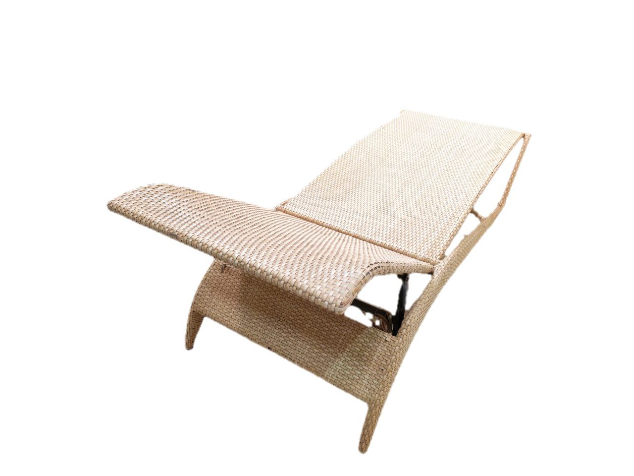 AGJ Sunbed