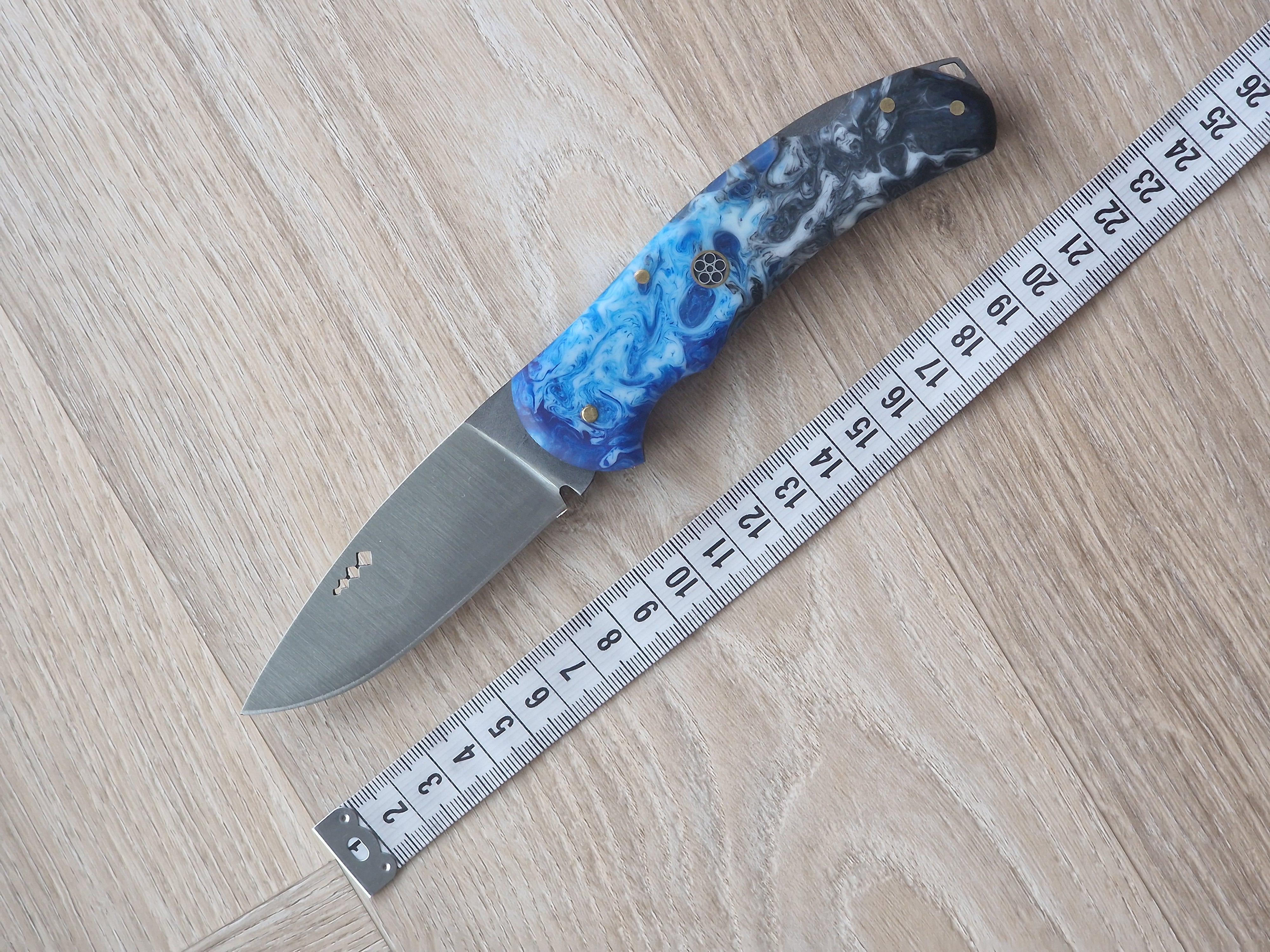 Handmade Pocket Knife with Epoxy Handle & 4116 Steel (21 cm)