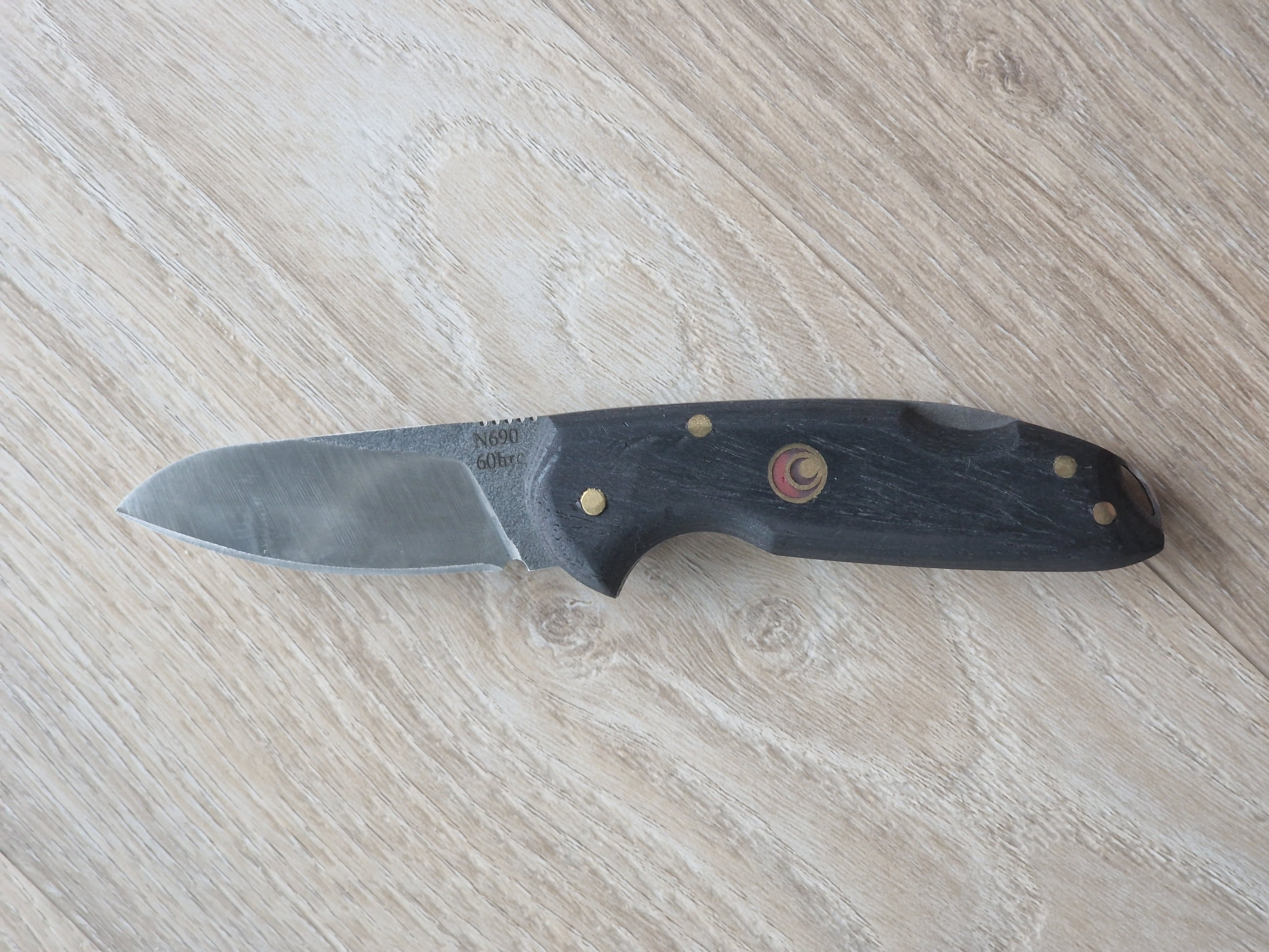 Handmade Pocket Knife with N690 Steel & Mosaic Pin (15 cm)