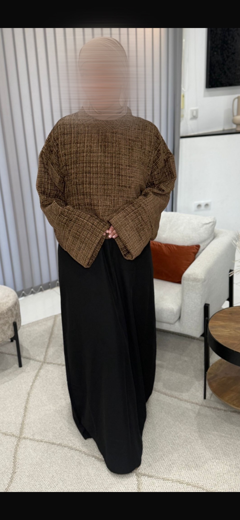 Robe noire sans manches avec Pull