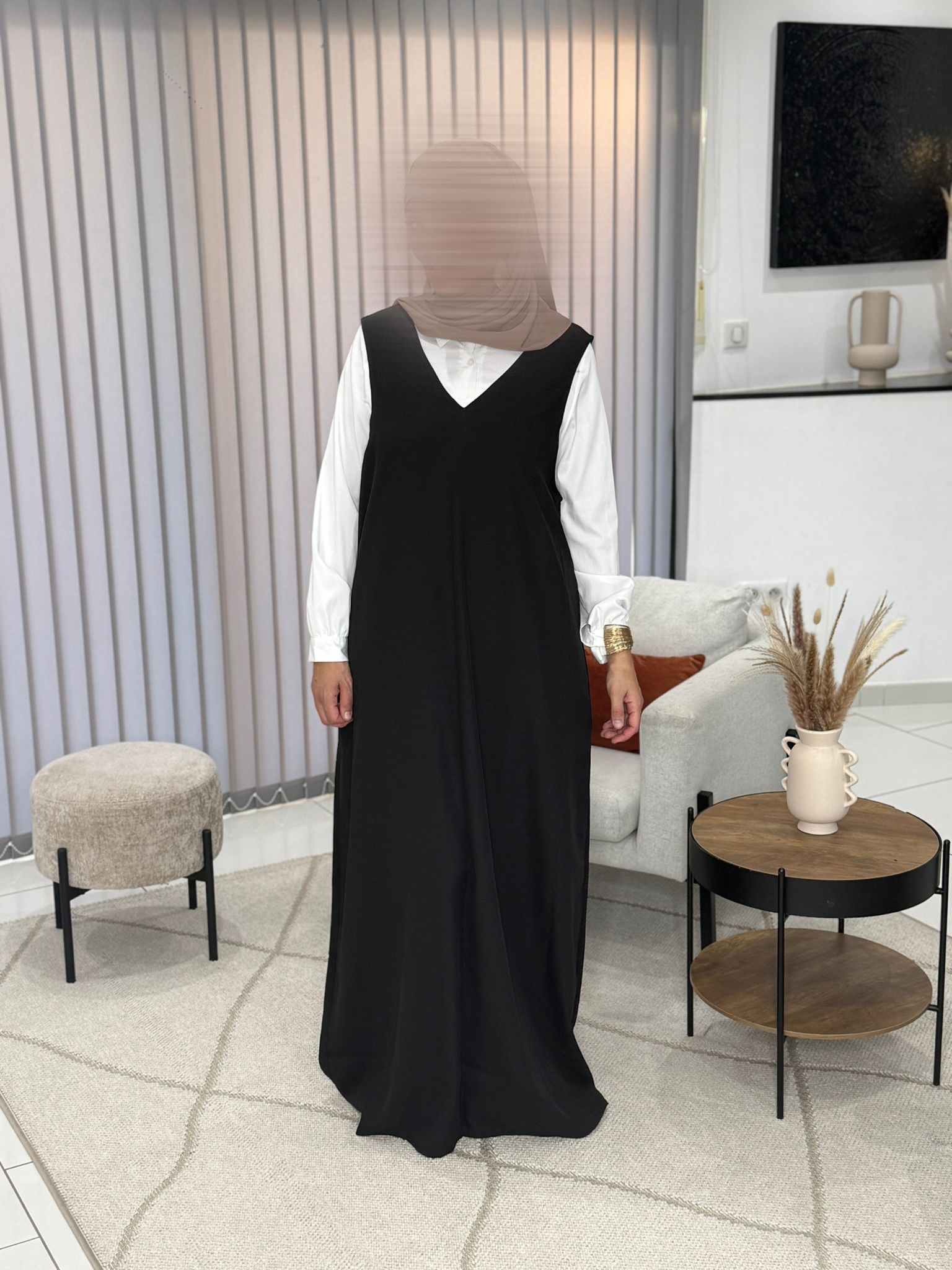 Robe noire sans manches avec Pull