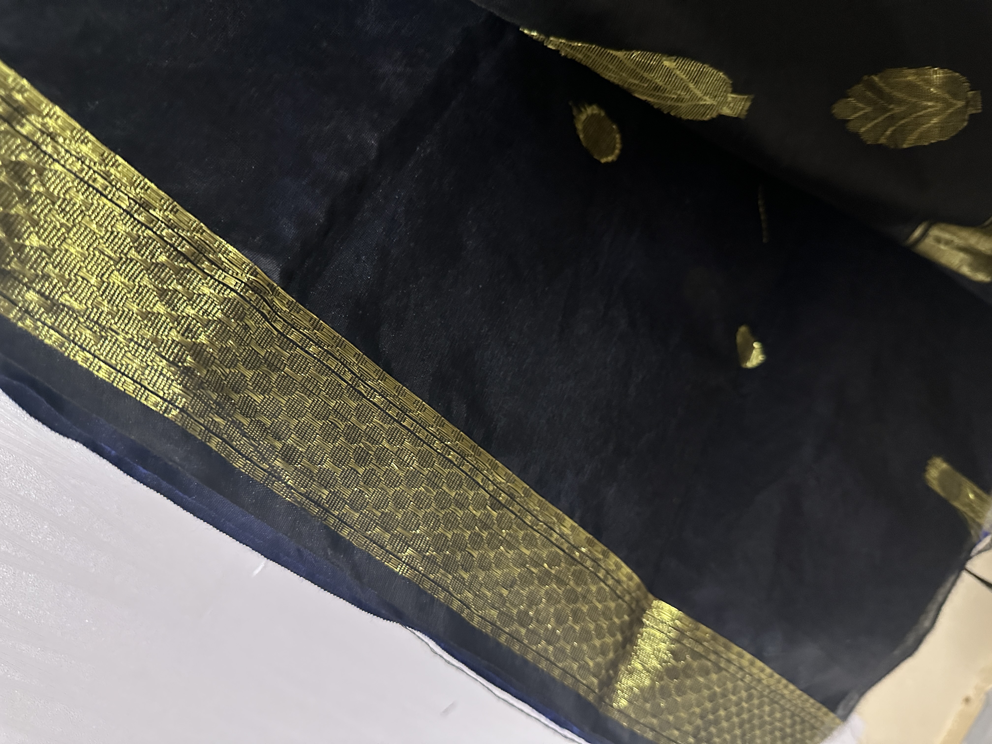 Royal Blue Traditional Semi-Maheshwari Silk Saree