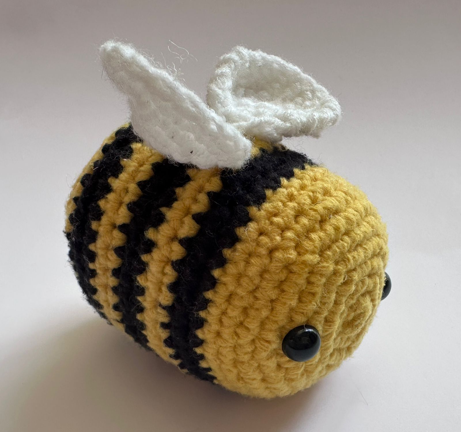 Abeja de crochet