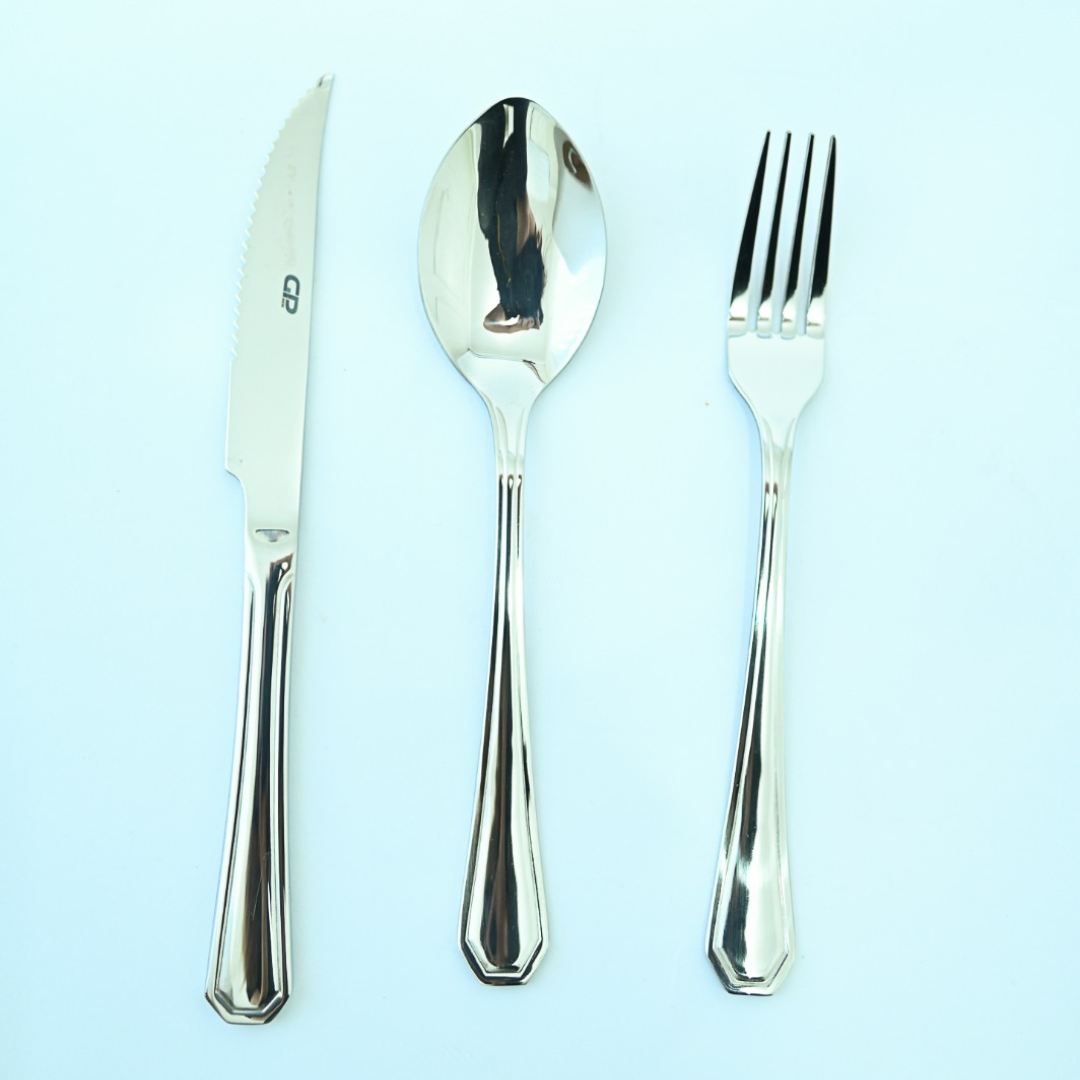 Conjunto de talheres em inox – faca, garfo e colher