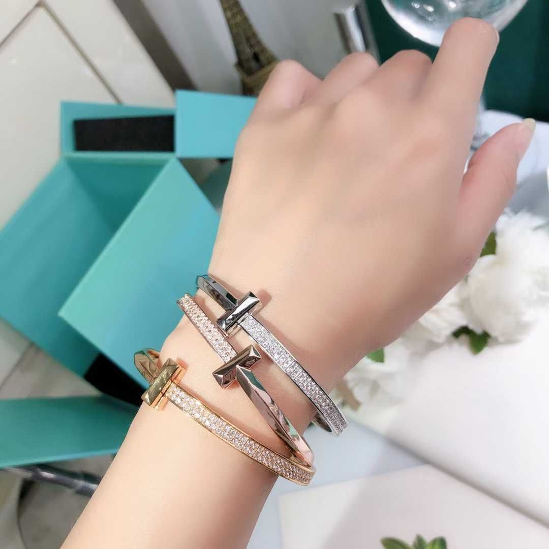 Bracelet Femme en Acier – Style Tiffany