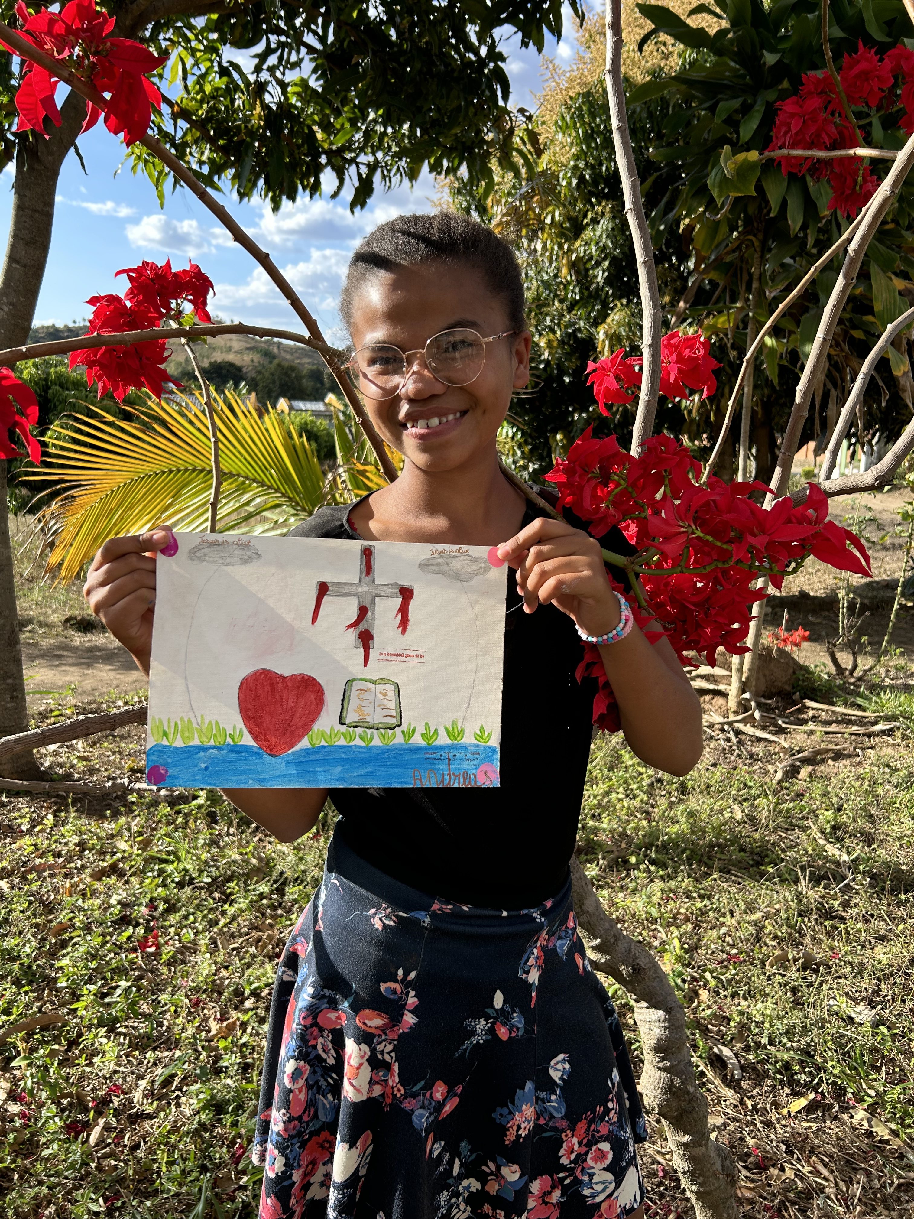 PEINTURES DES ENFANTS DE L’ORPHELINAT PERLE