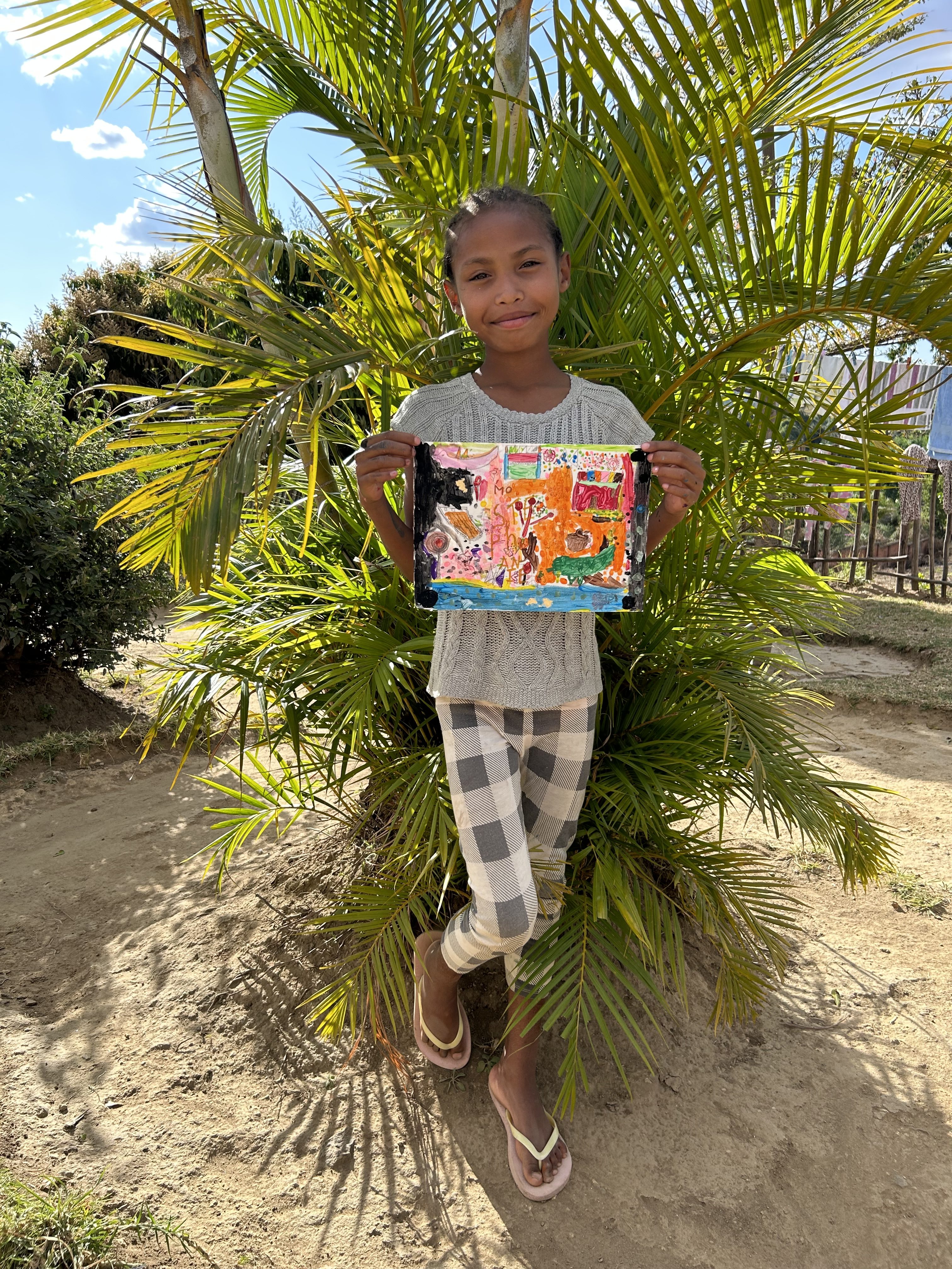 PEINTURES DES ENFANTS DE L’ORPHELINAT PERLE