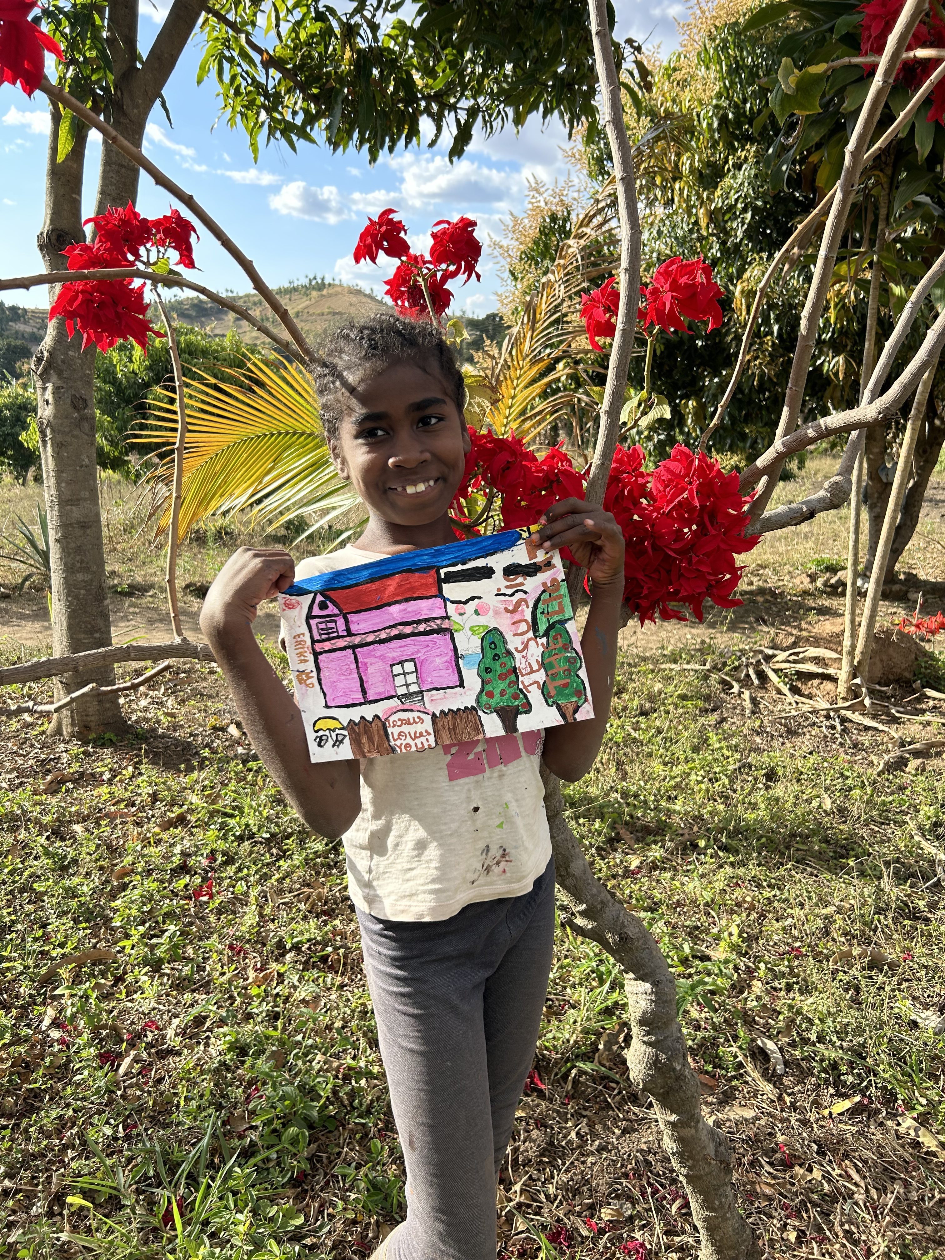 PEINTURES DES ENFANTS DE L’ORPHELINAT PERLE