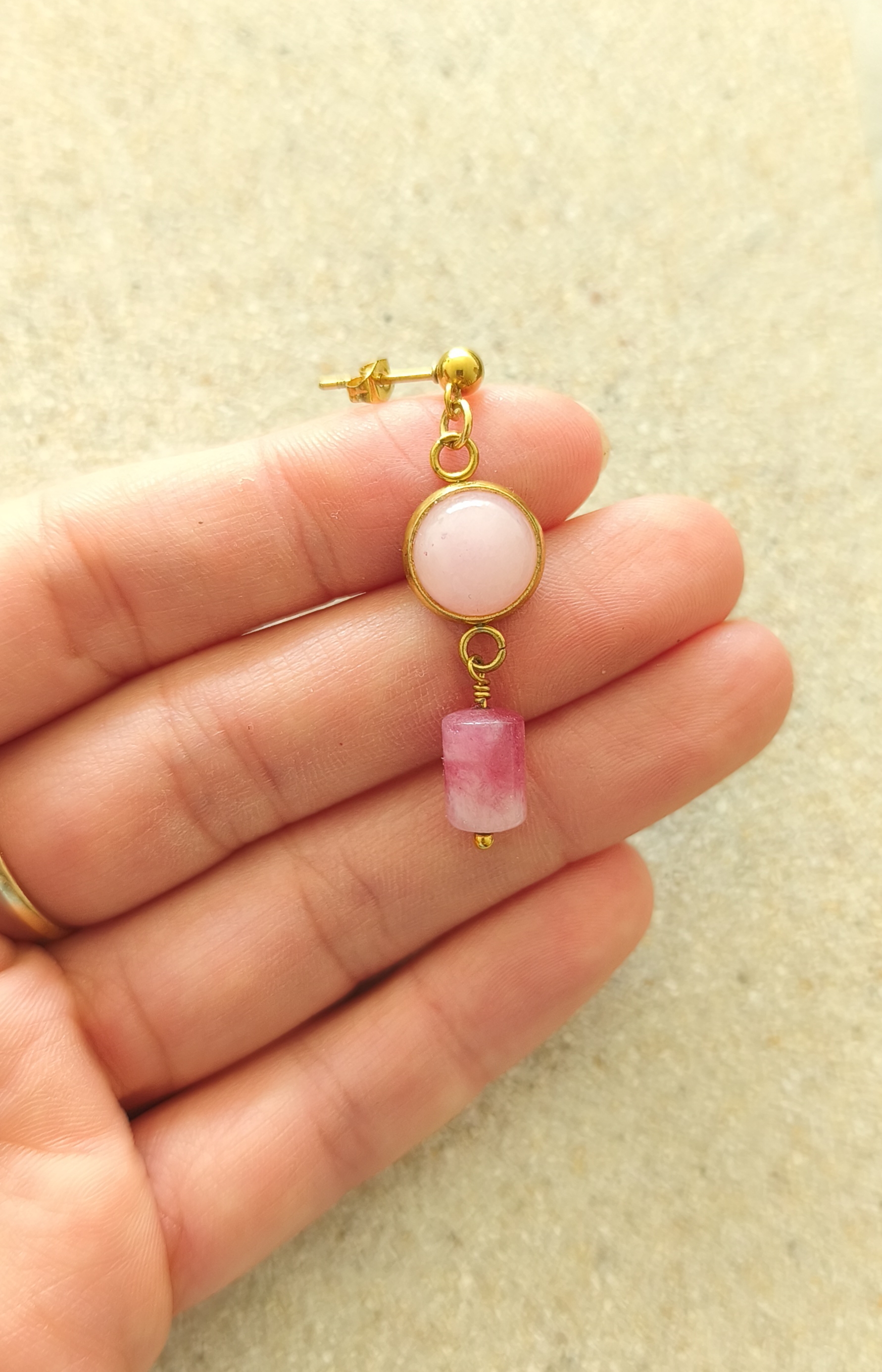 Rozenkwarts oorbellen