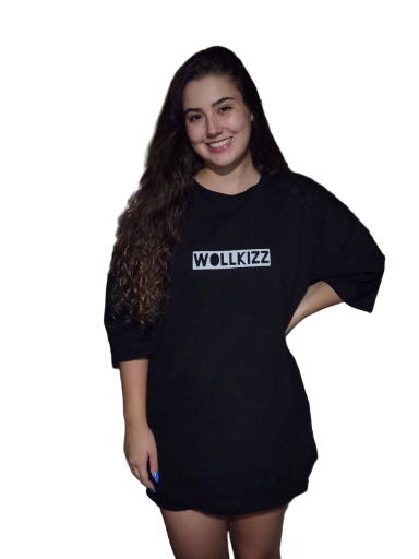 Camiseta Preta Oversized  Wollkizz