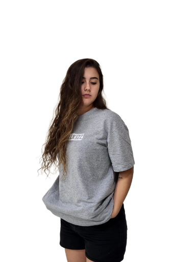 Camiseta Oversized Cinza  Wollkizz