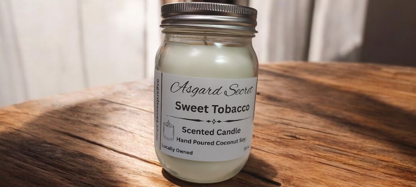 Sweet Tobacco – 16 oz Premium Candle