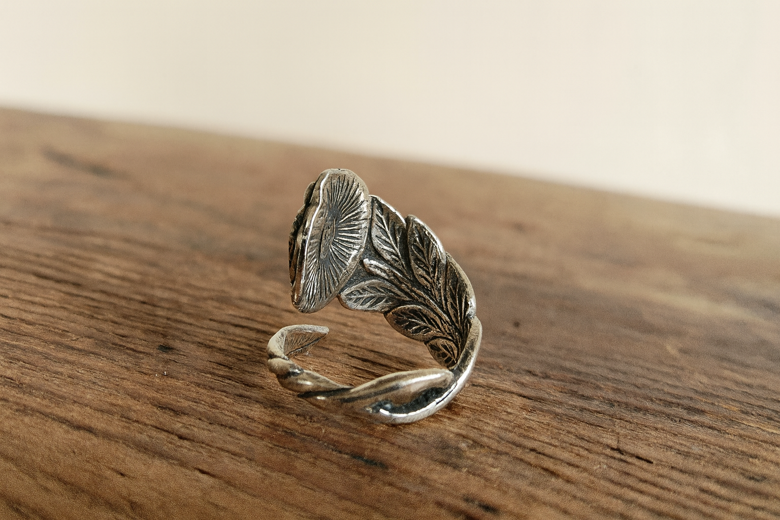 Vintage Silver Spoon Ring – Spiral Rose & Leaf Design size 4