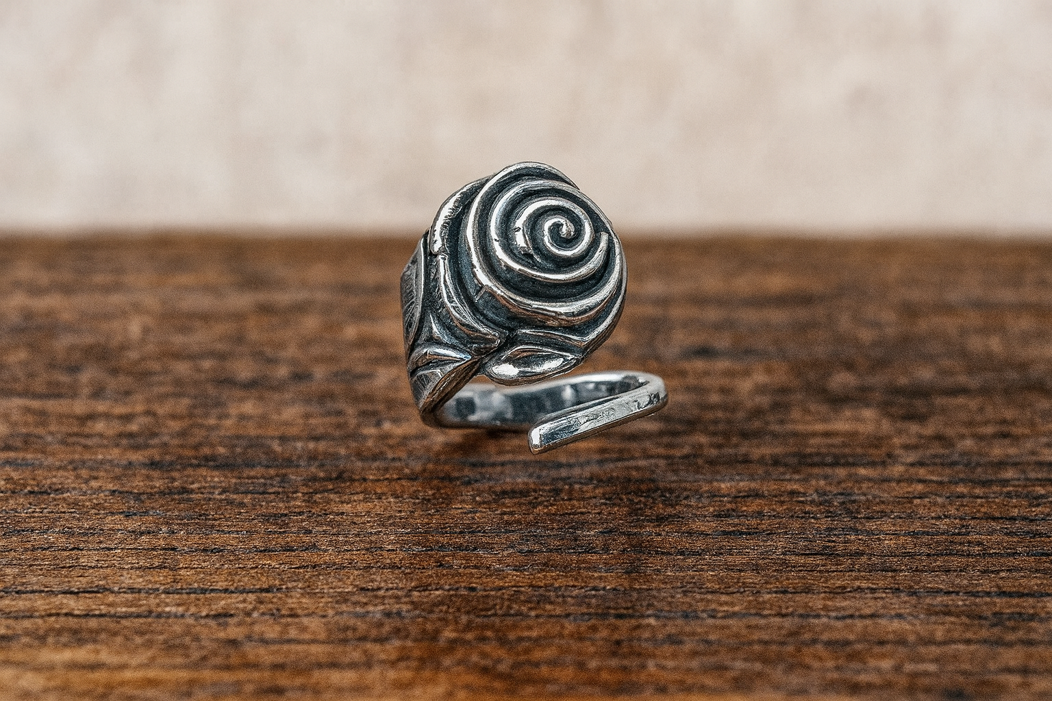 Vintage Silver Spoon Ring – Spiral Rose & Leaf Design size 4
