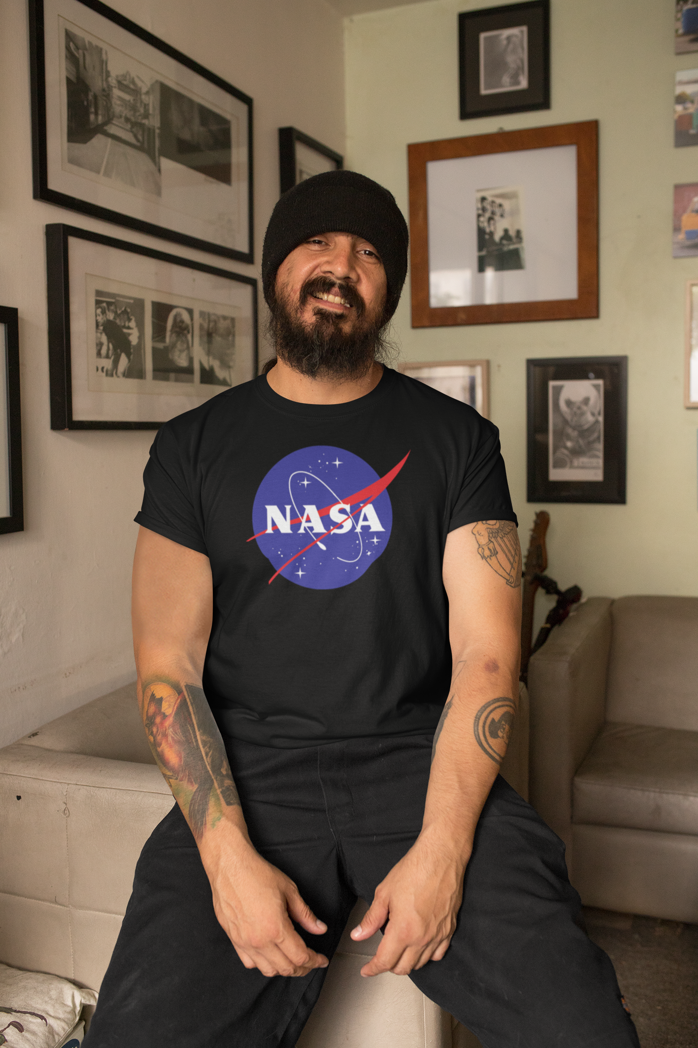 Camiseta NASA negra