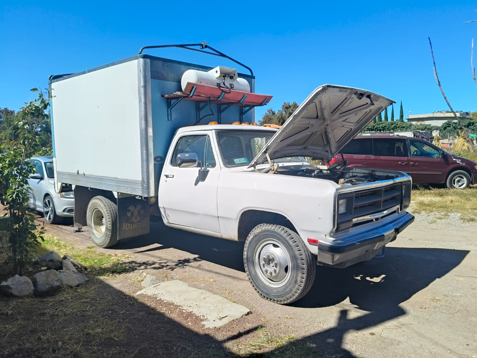 Camioneta de carga Dodge 350 1989