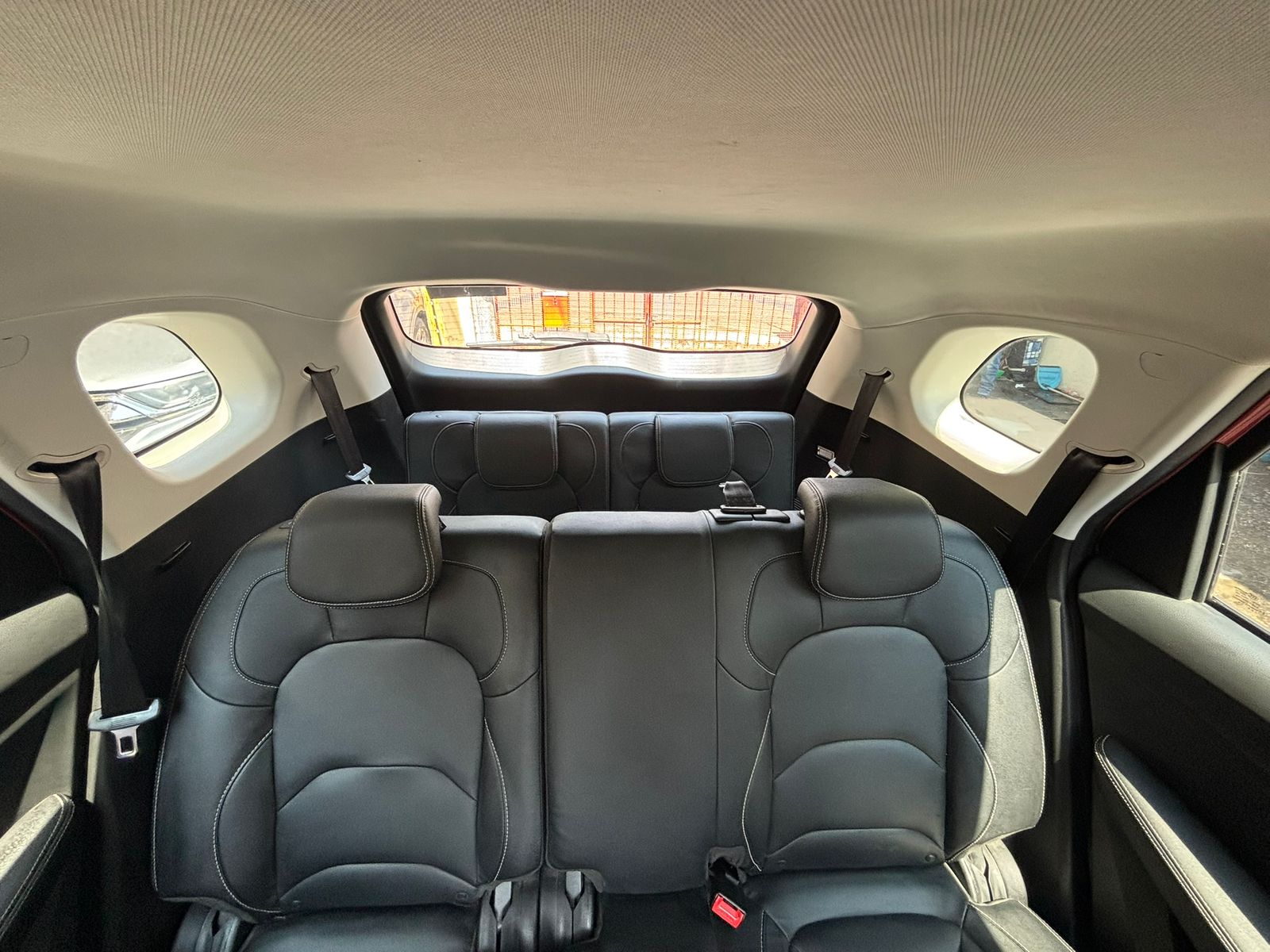 Camioneta SUV  CAPTIVA 2022 roja