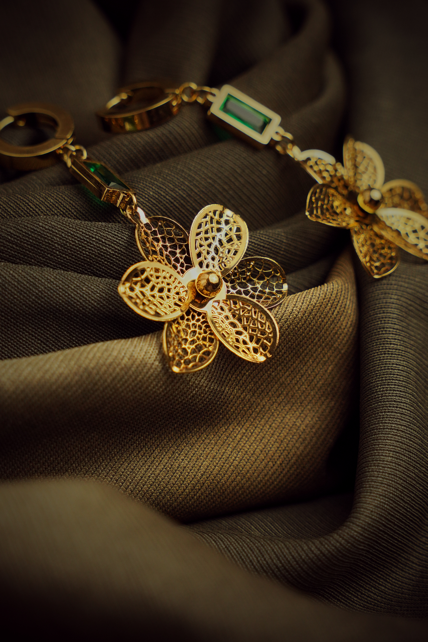 Gold Filigree Flower Earrings