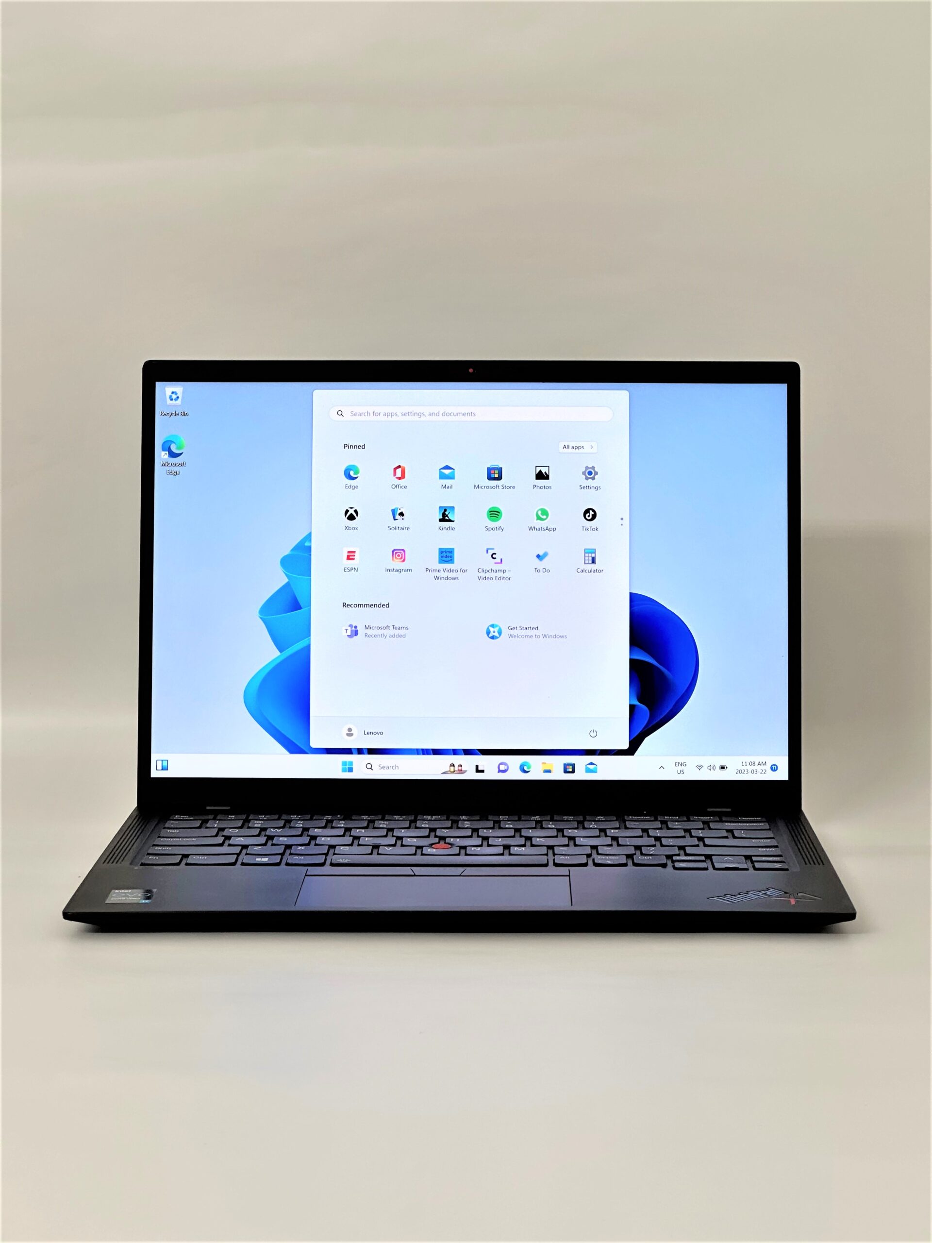 Lenovo ThinkPad X1 Carbon Generation 9th Intel Core i7-1185G7 16GB RAM 512GB SSD 14″ LCD