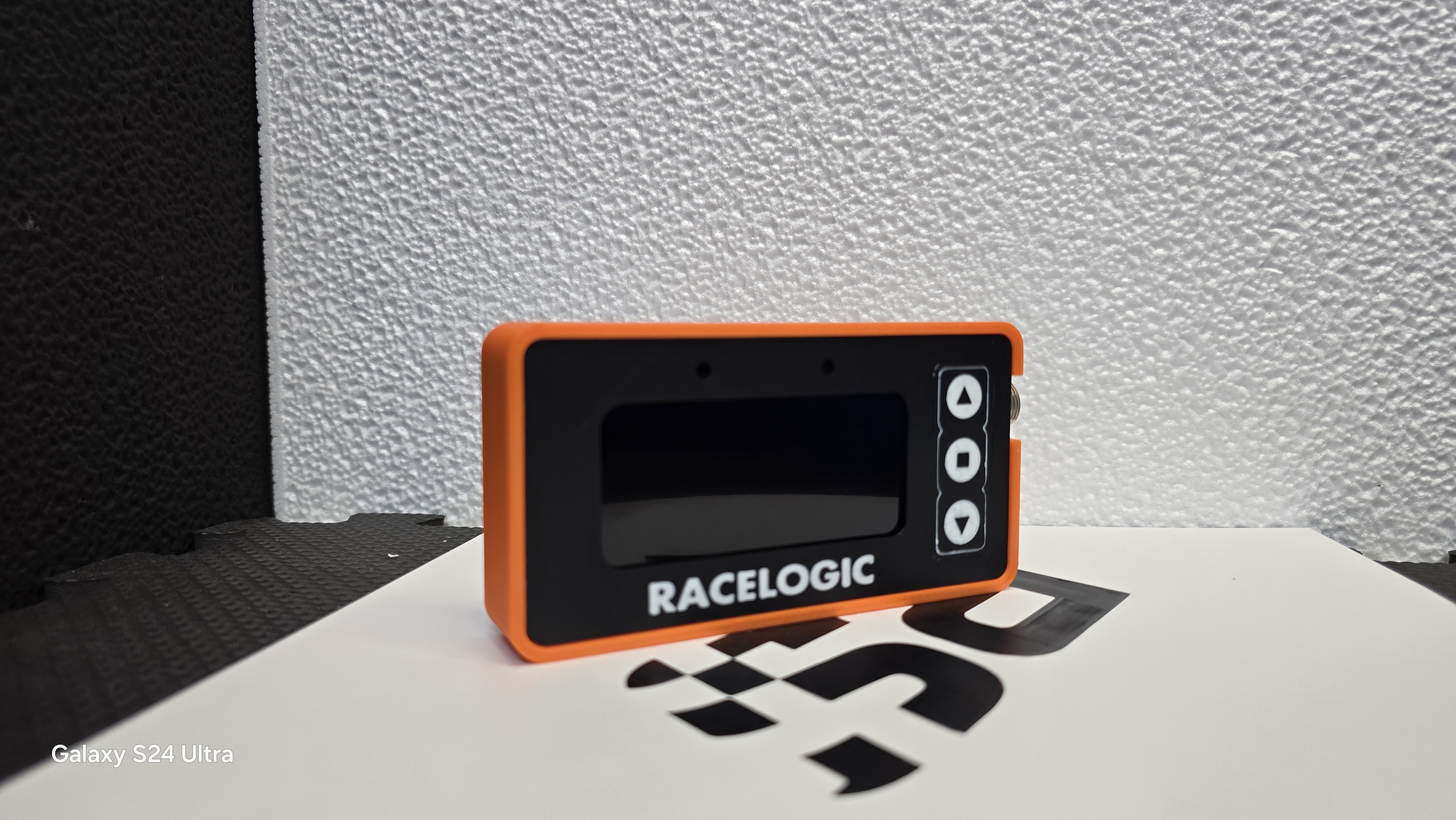 RaceLogic Sim Racing – Display Telemetria per SimHub