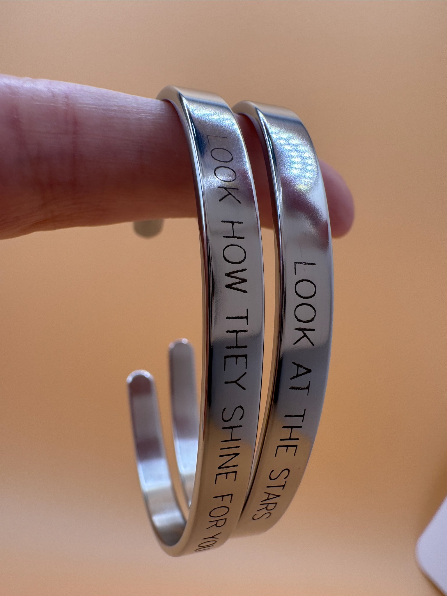 Set de brazaletes personalizados de acero inoxidable