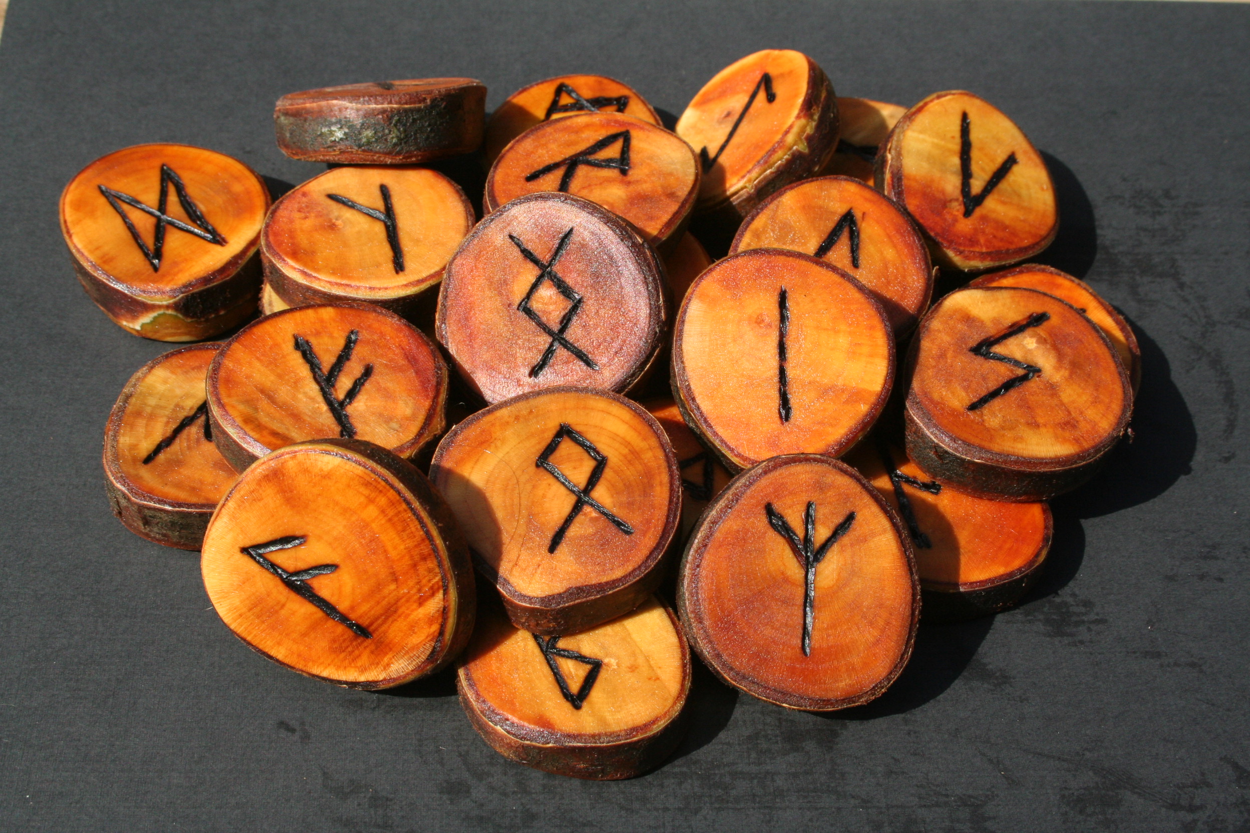 Handcrafted Kent Cherry Wood Rune Set