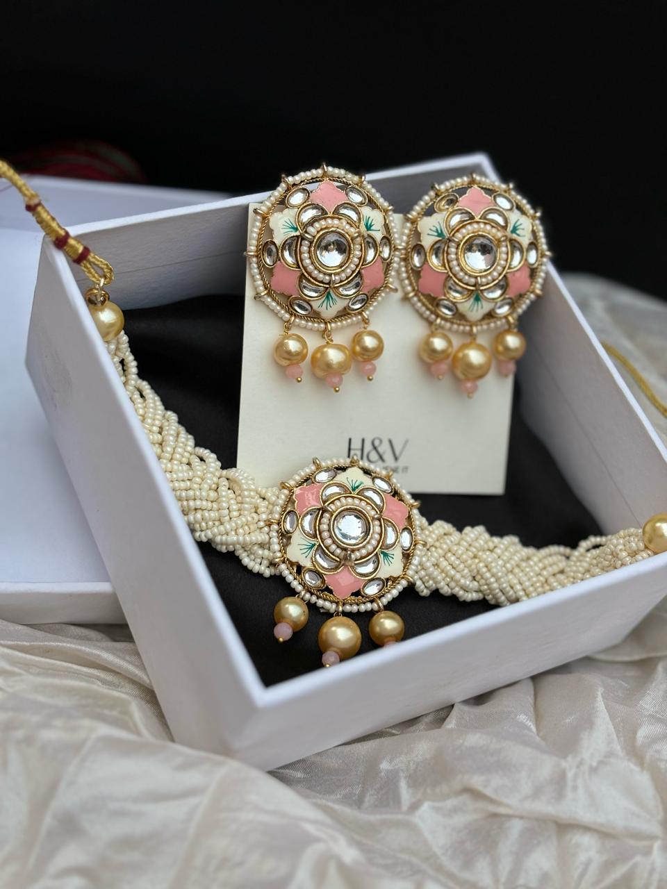 Traditional Pearl and Kundan Jewelry Set