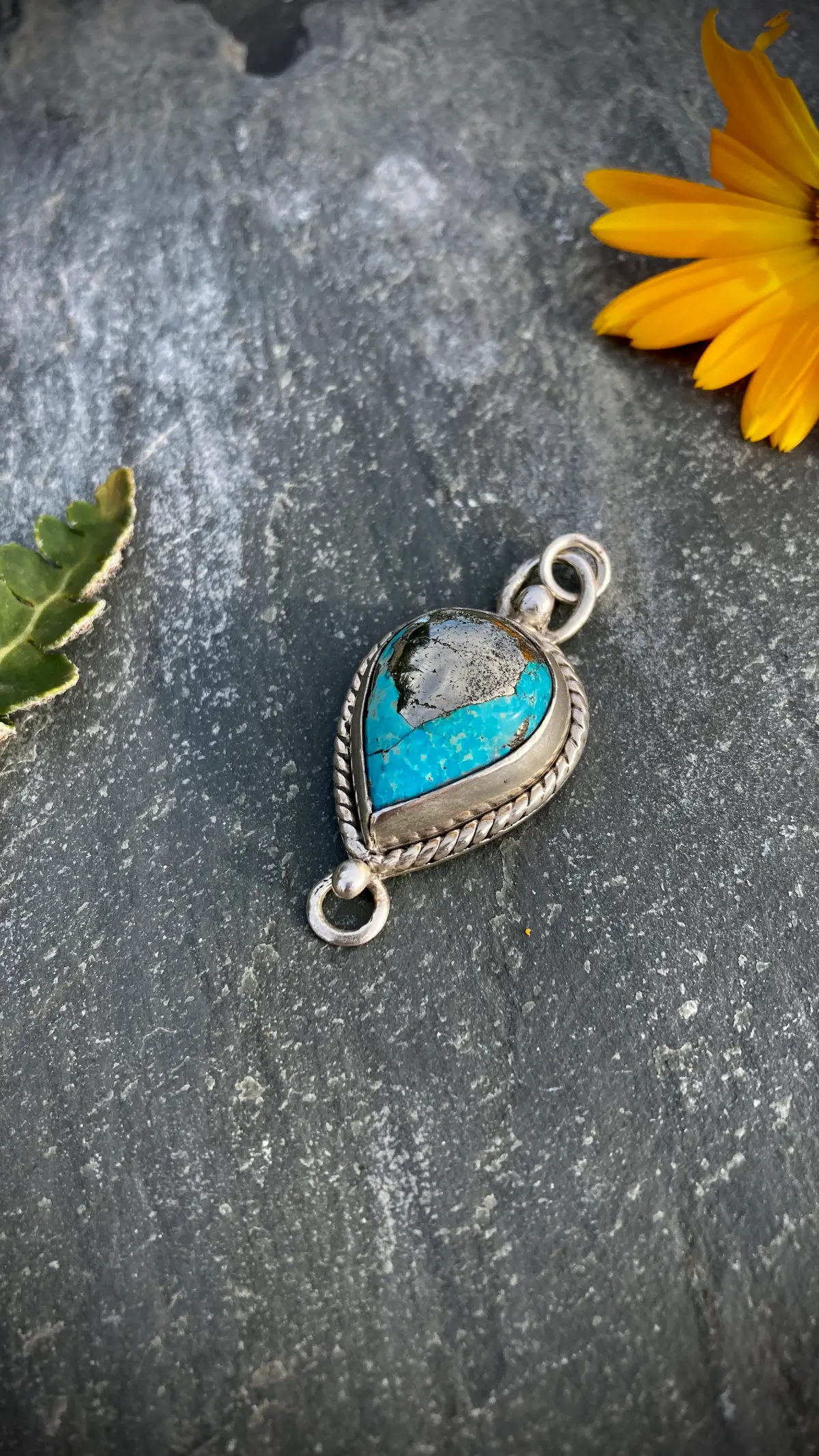 Pendentif turquoise d'Iran