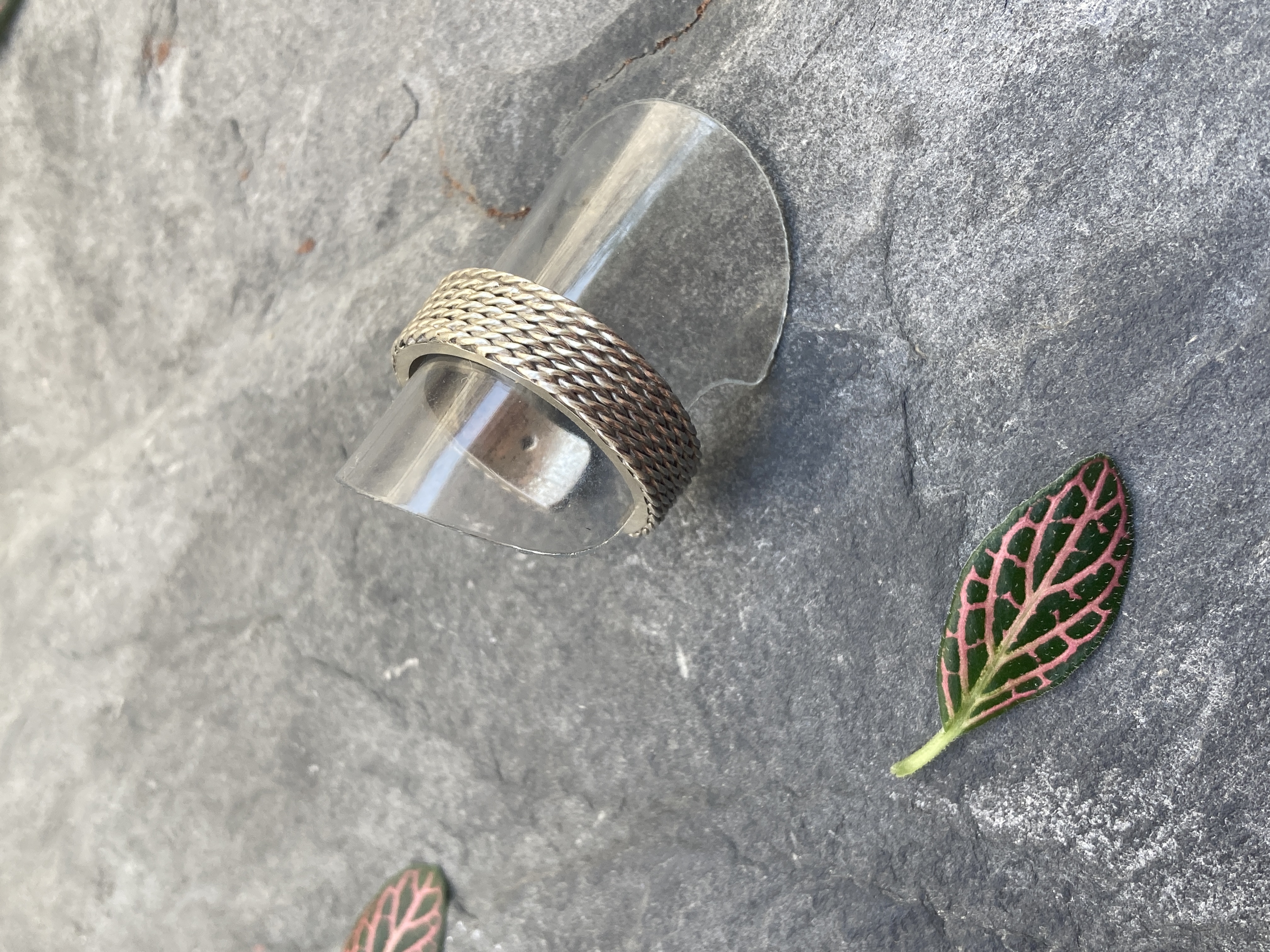 Bague tressée en argent massif