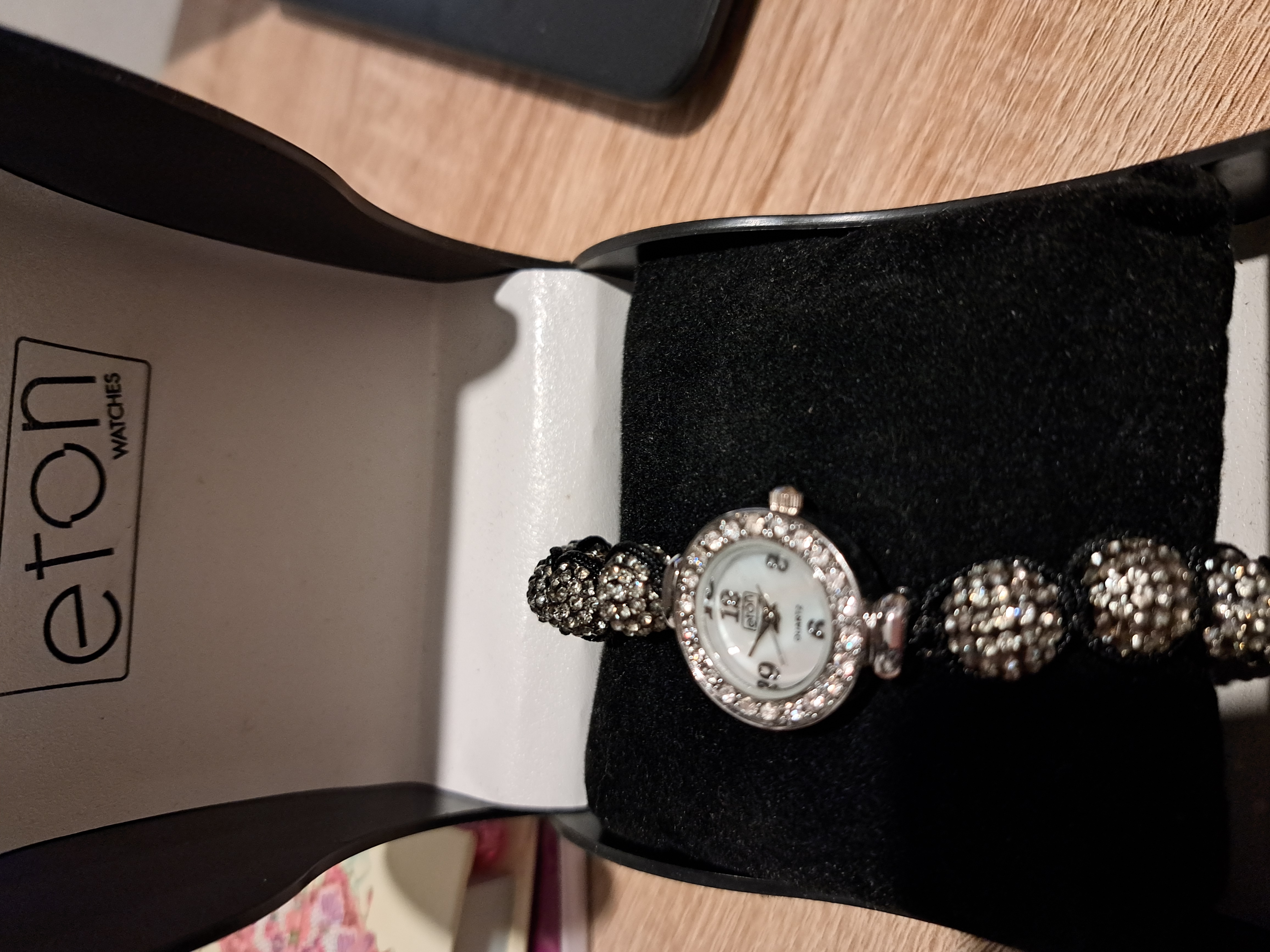 Eton Women's Elegant Wristwatch