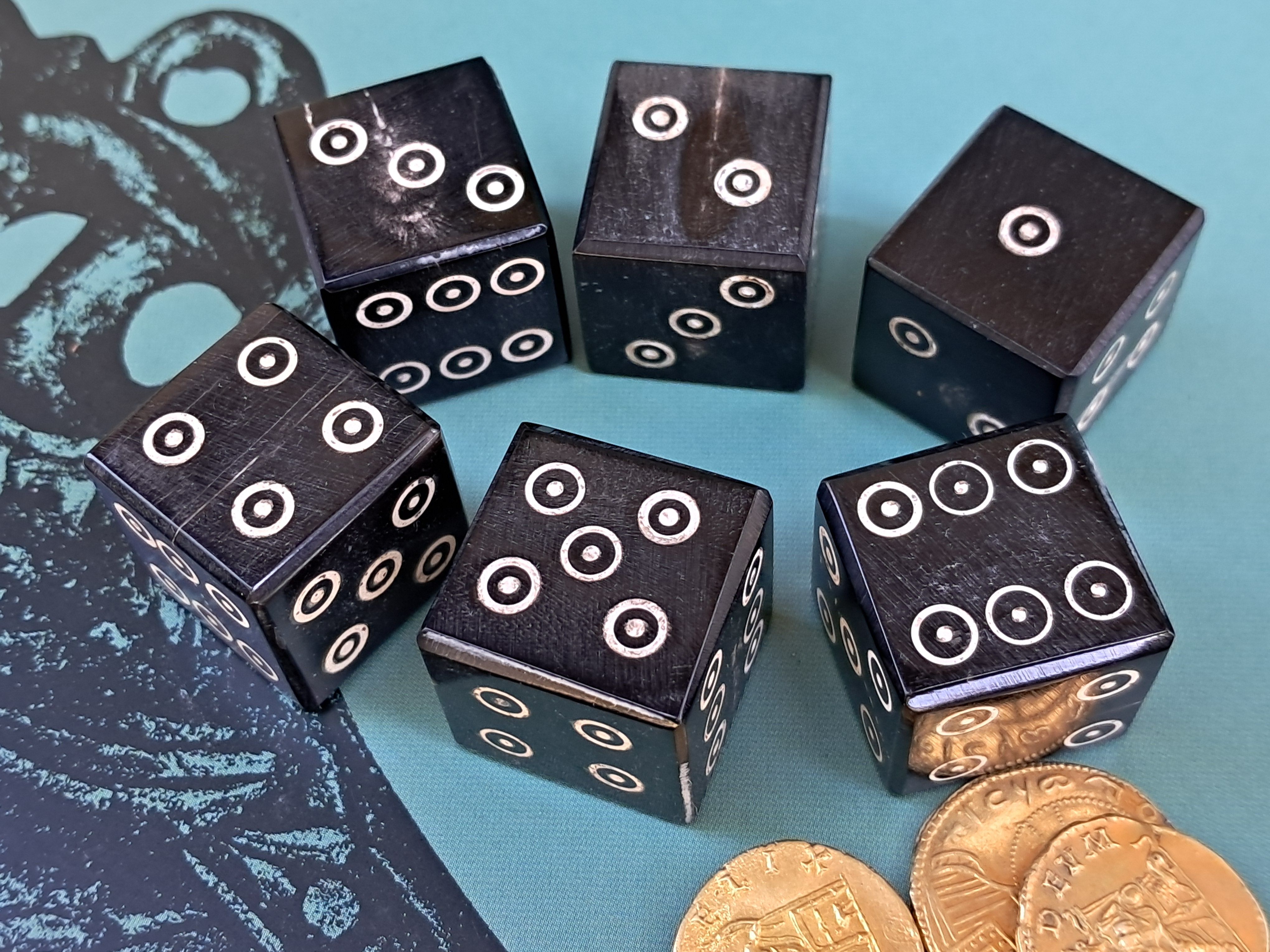 Solid Black ​Horn Dice Set – Hand-Carved Unique Artisan Dice for Role-Playing Games