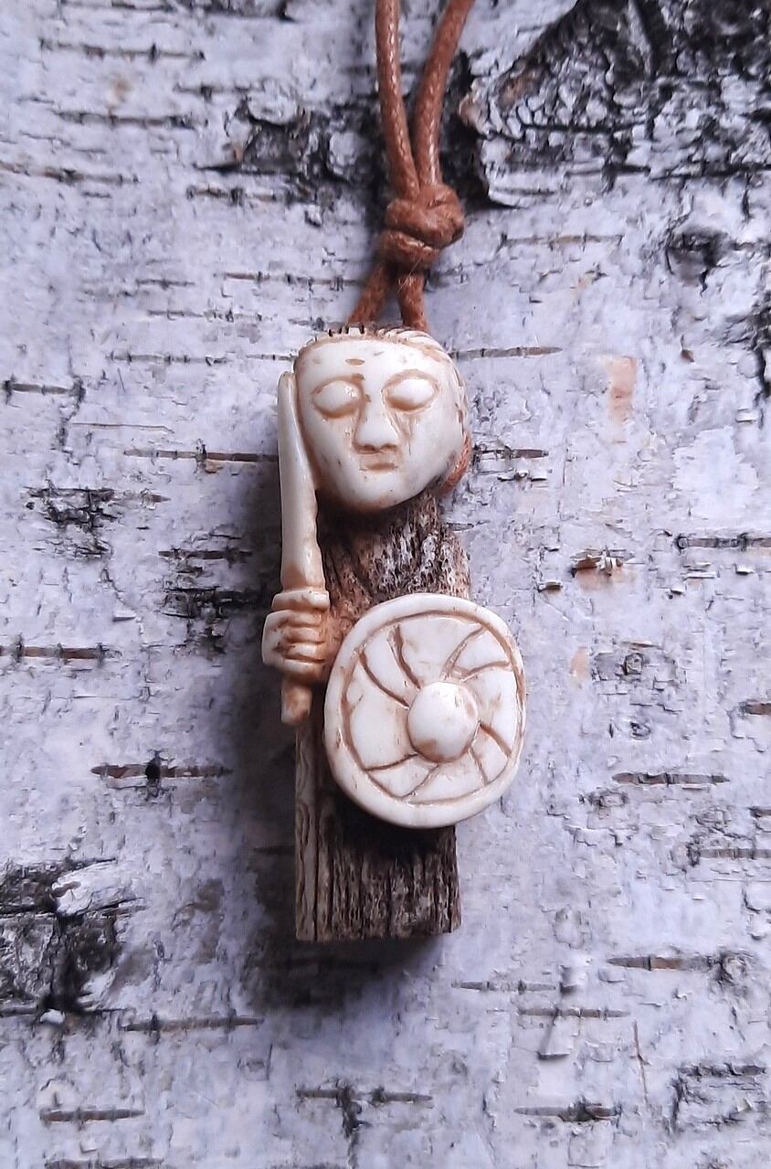 Valkyrie Pendant – Hand-Carved Moose Antler Shieldmaiden Amulet Inspired by Viking Age Silver Figurine