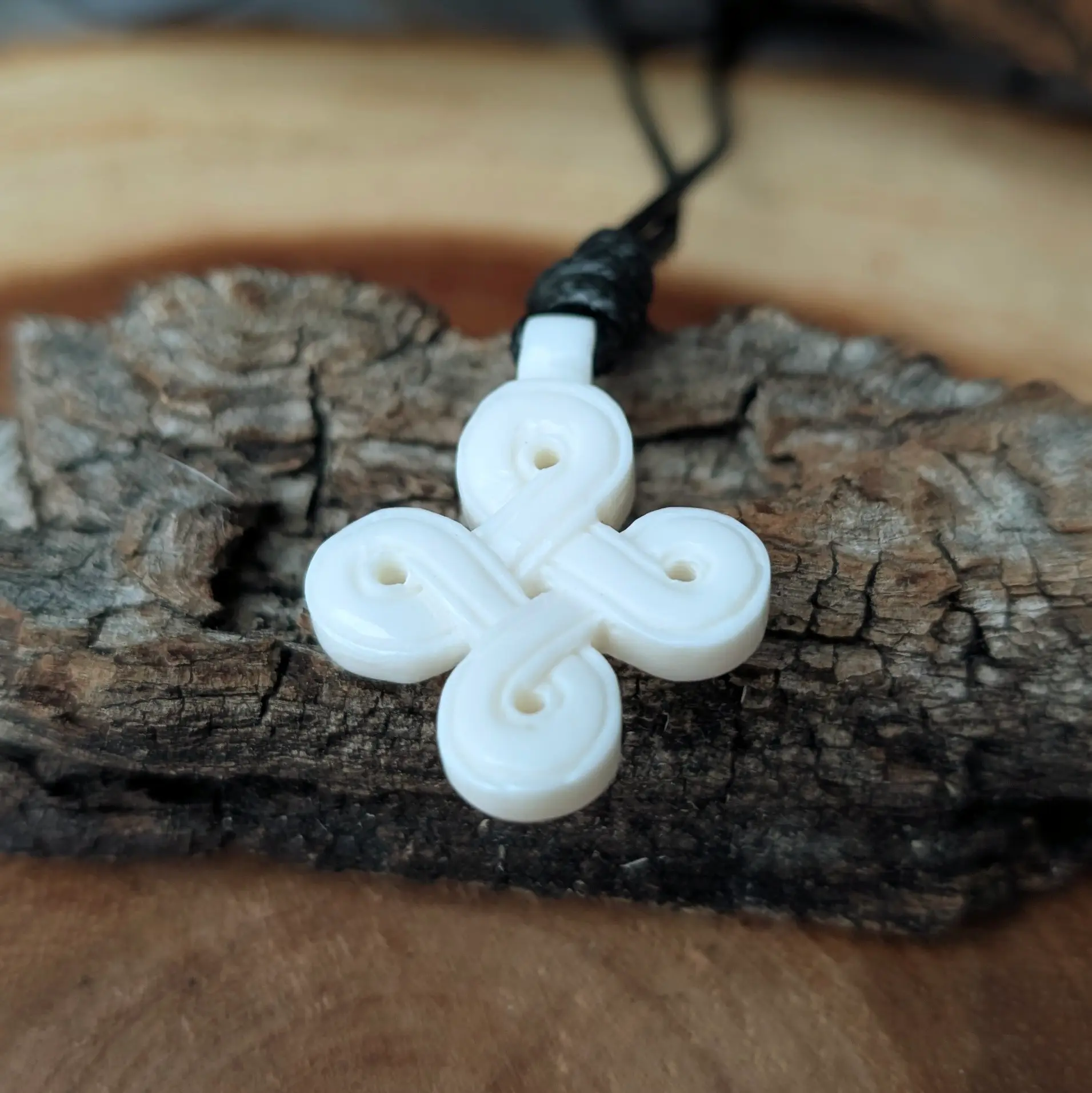 Celtic Cross Bone Pendant – Hand-Carved from Natural Cattle Bone