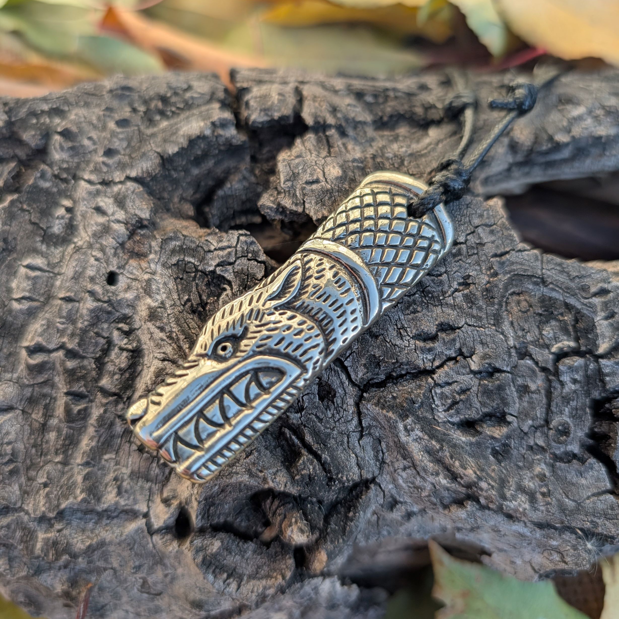 Norse Wolf Amulet – Handcrafted Viking Warrior Pendant with Bind Rune