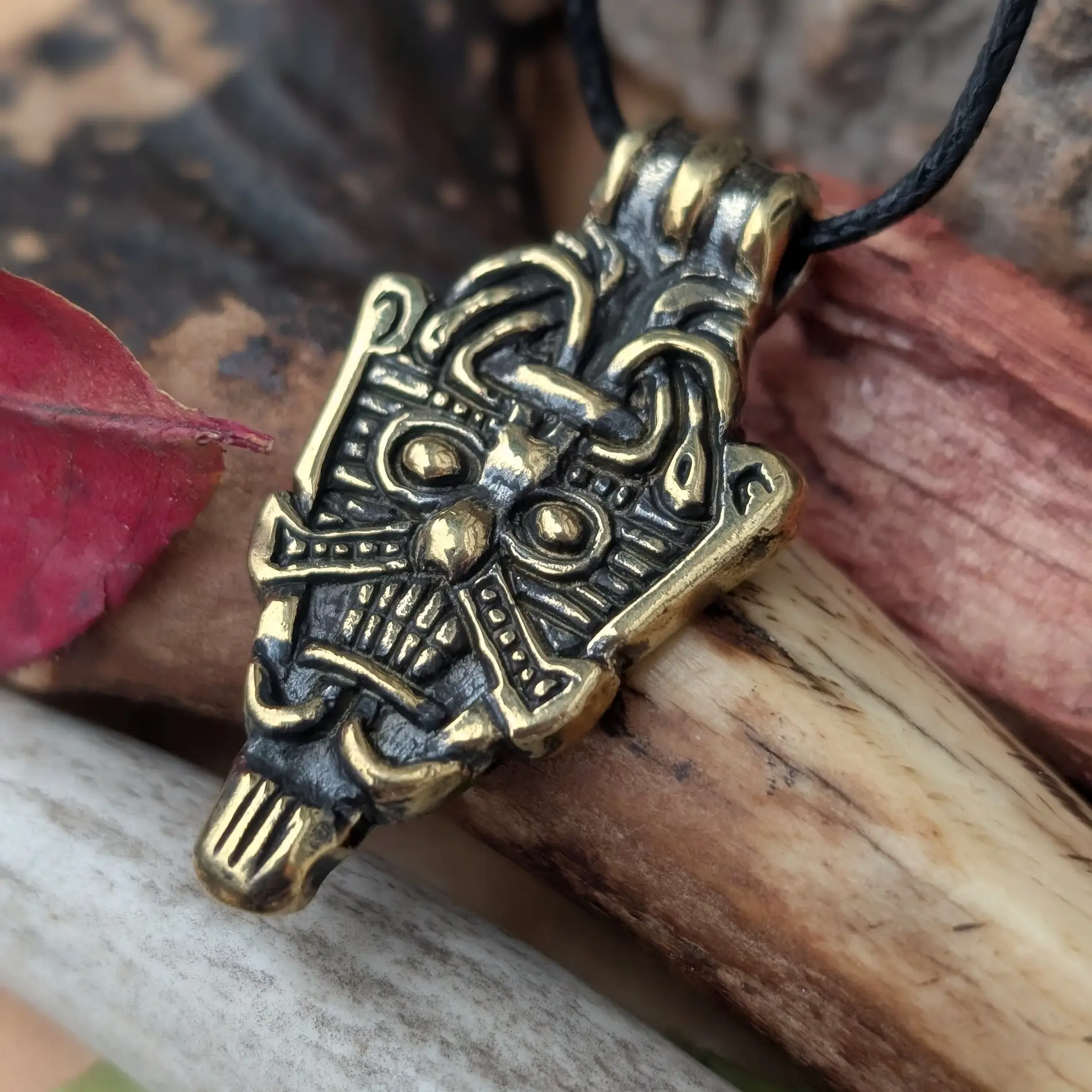 Odin Amulet – Viking Warrior Pendant in Brass from Battlefields | Algiz-Rune Art