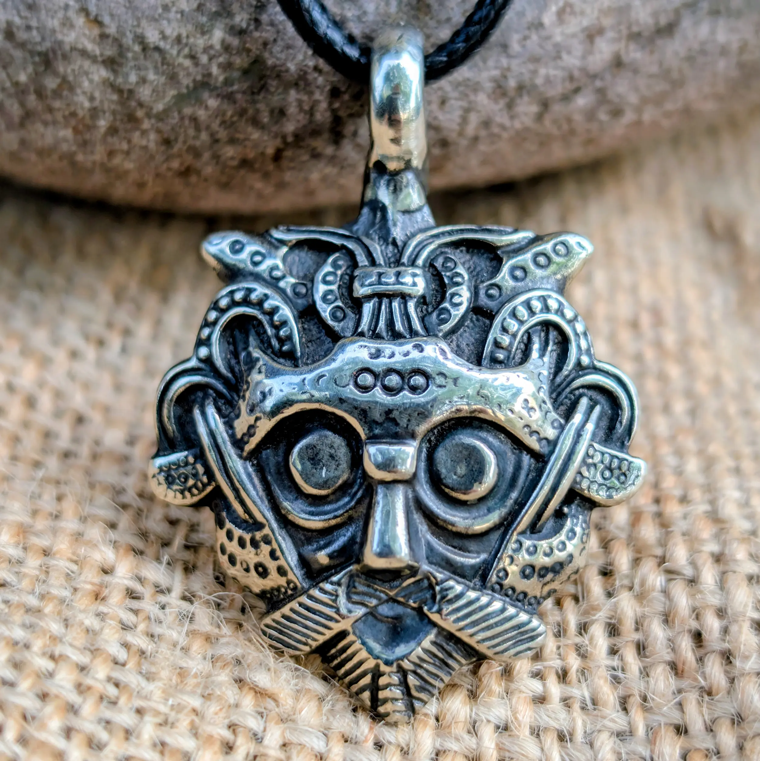 Odin’s Mask Pendant – Viking Gnezdovo Replica in Bronze or Pewter | Algiz-Rune Art