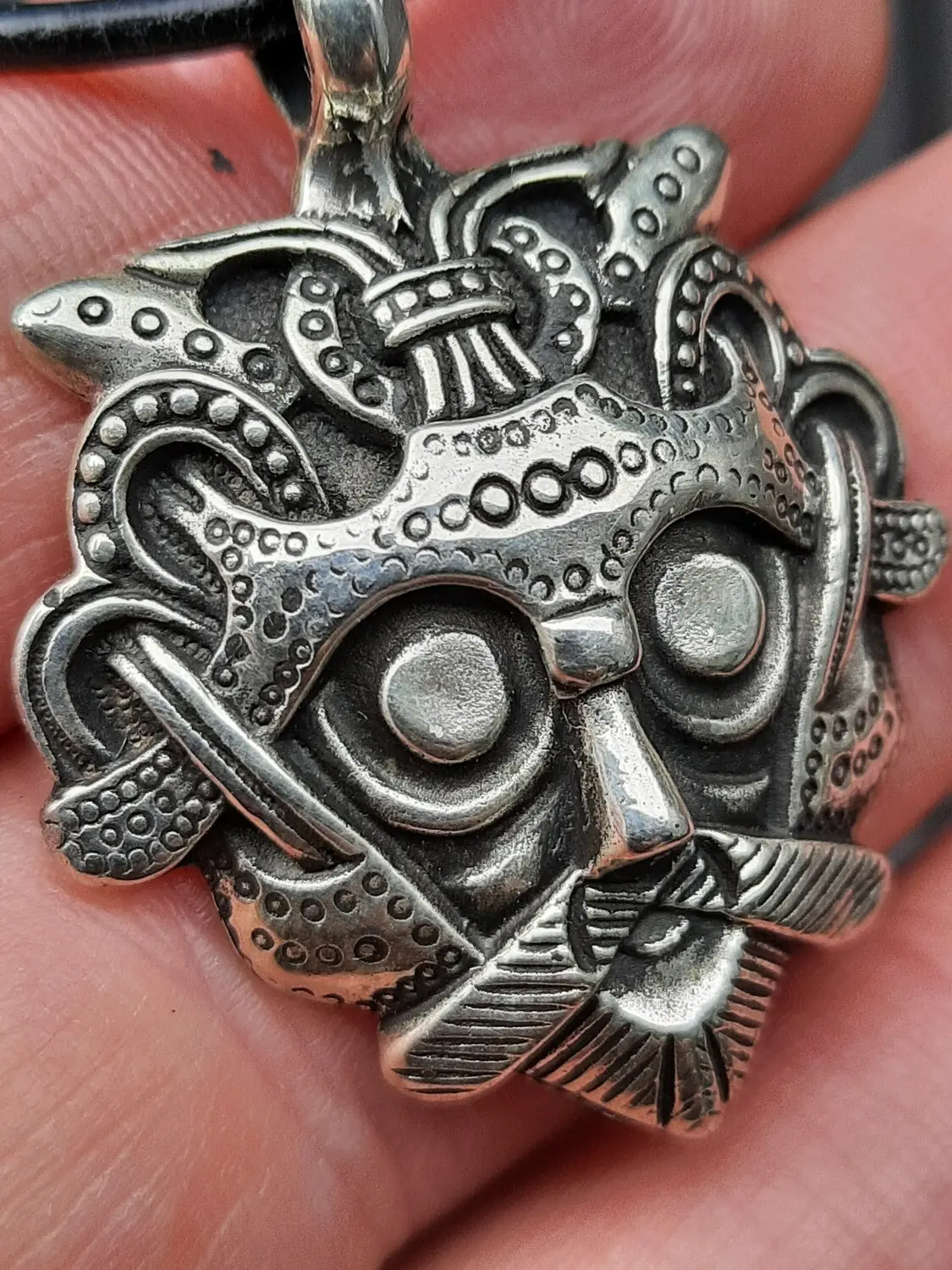 Odin’s Mask Pendant with Algiz Rune – Sterling Silver Viking Amulet | Algiz-Rune Art