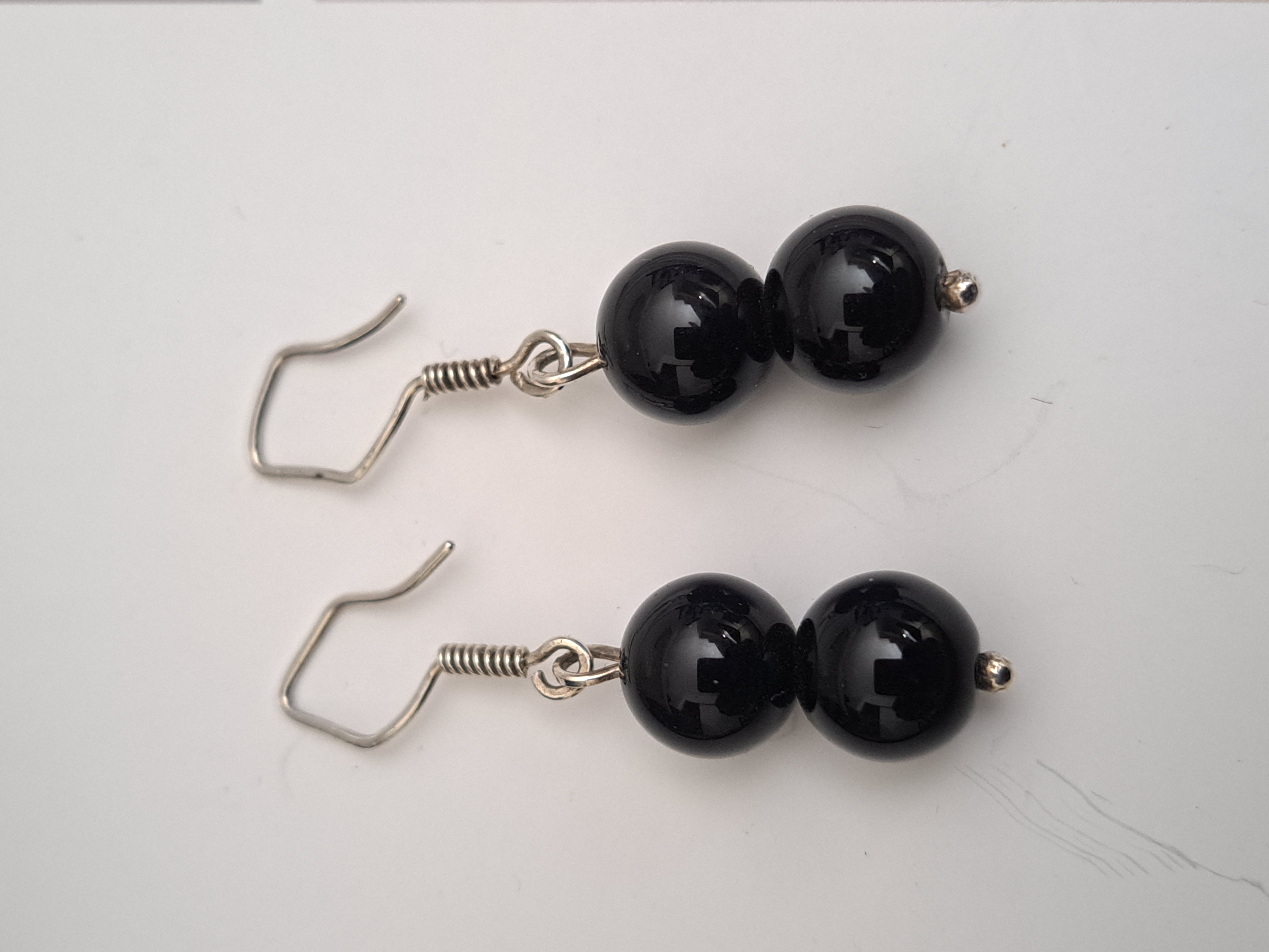 Elegant 10mm Black Bead Earrings