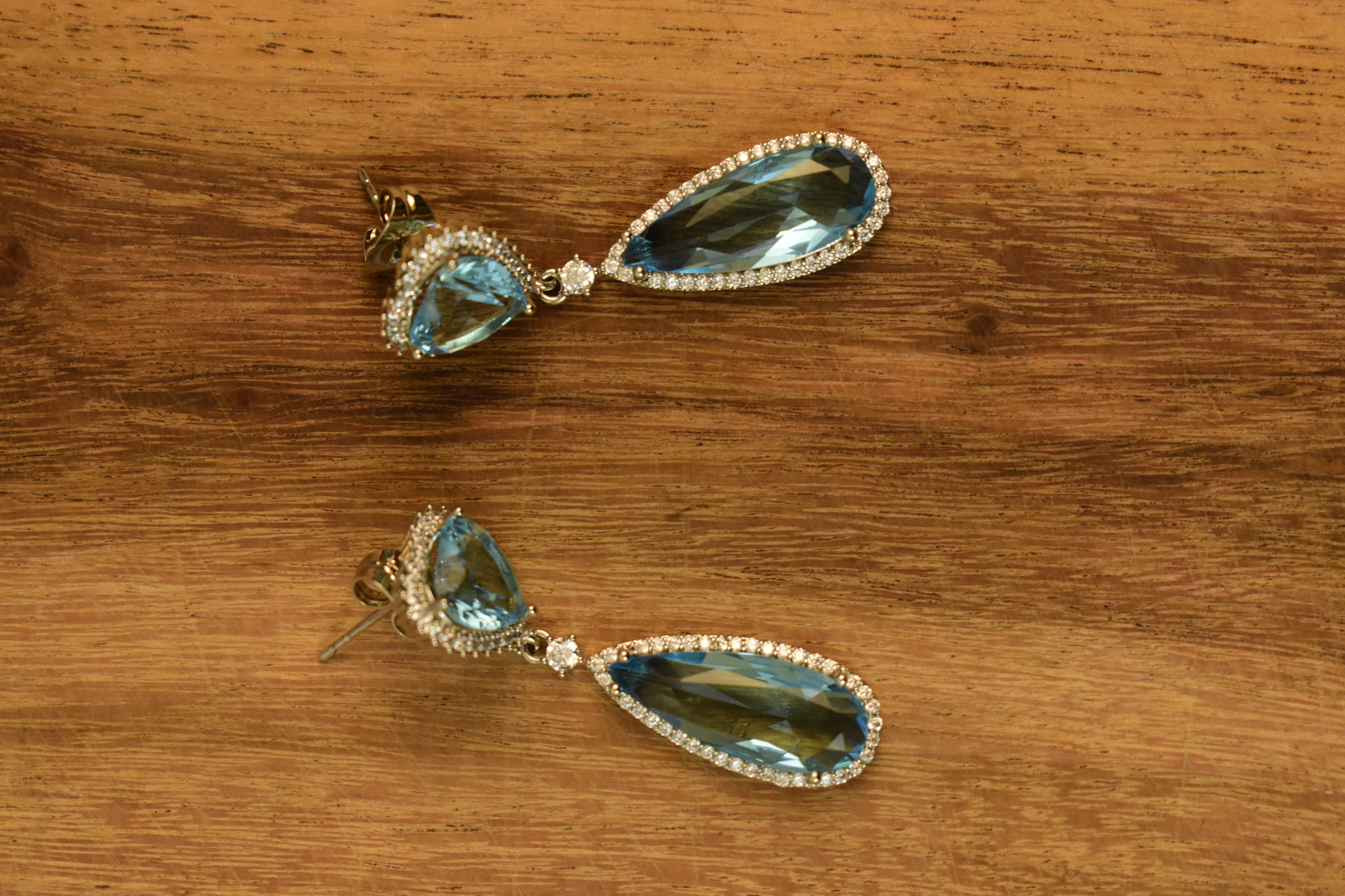 ARETES CUBIC CIRCONIA AZUL - ARUA