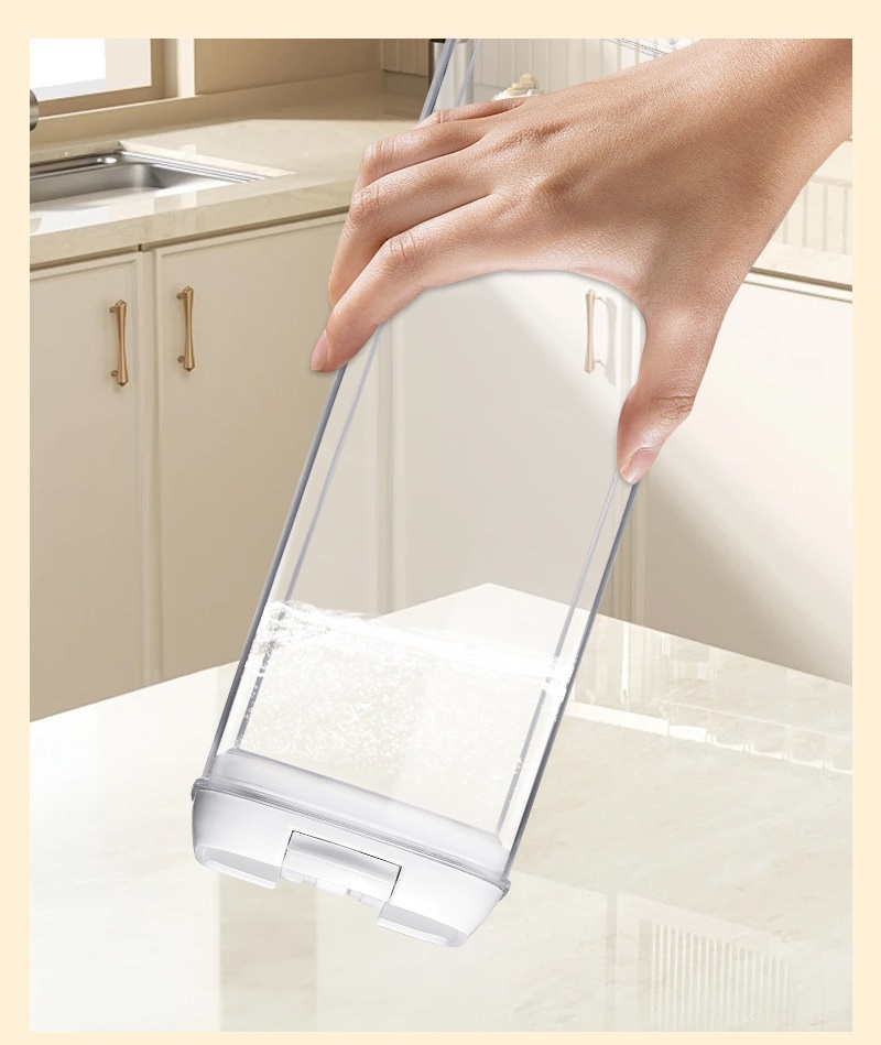 Set of airtight food storage containers