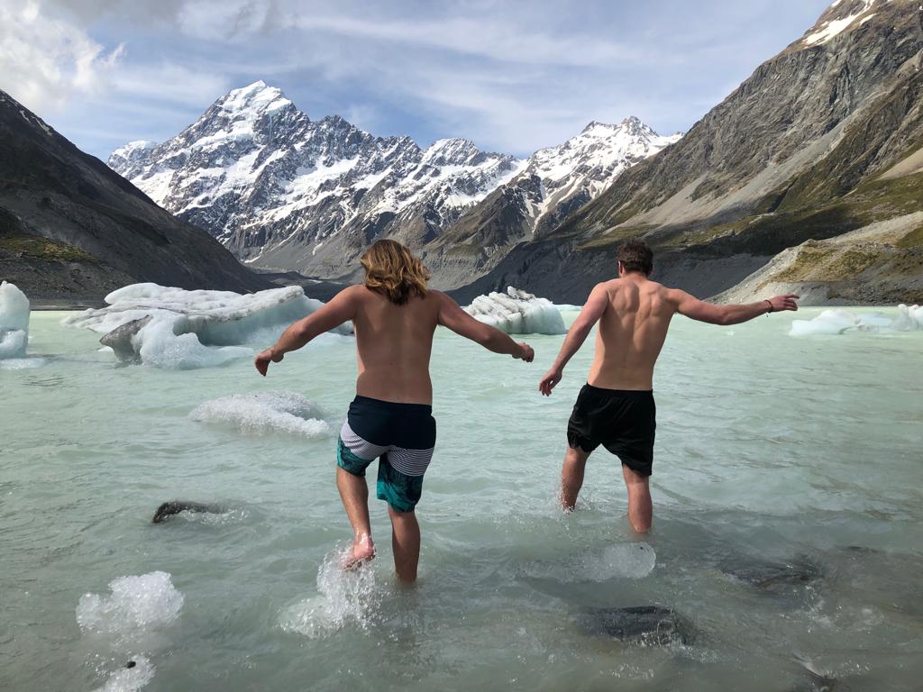 The Ultimate Kiwi Trail: Highlights of the North & South
