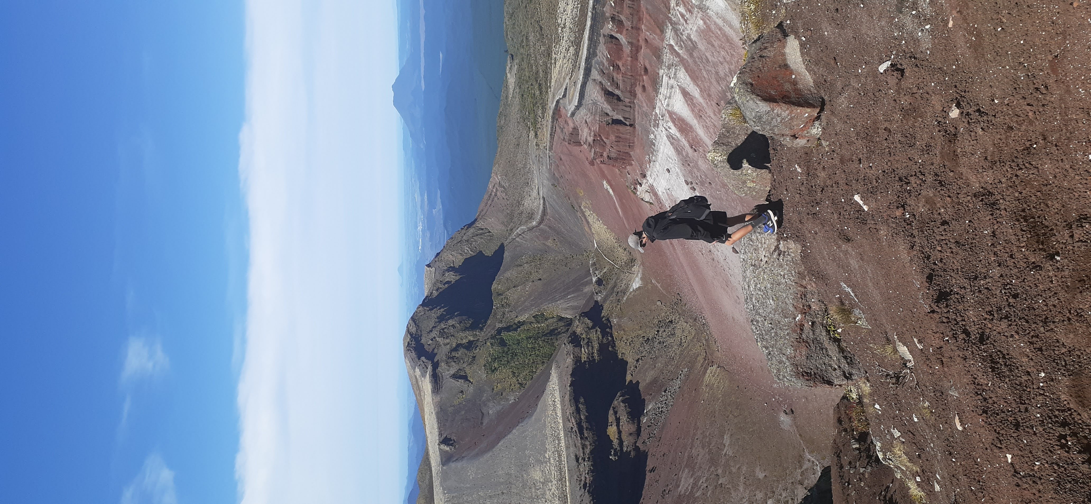 The Ultimate Kiwi Trail: Highlights of the North & South