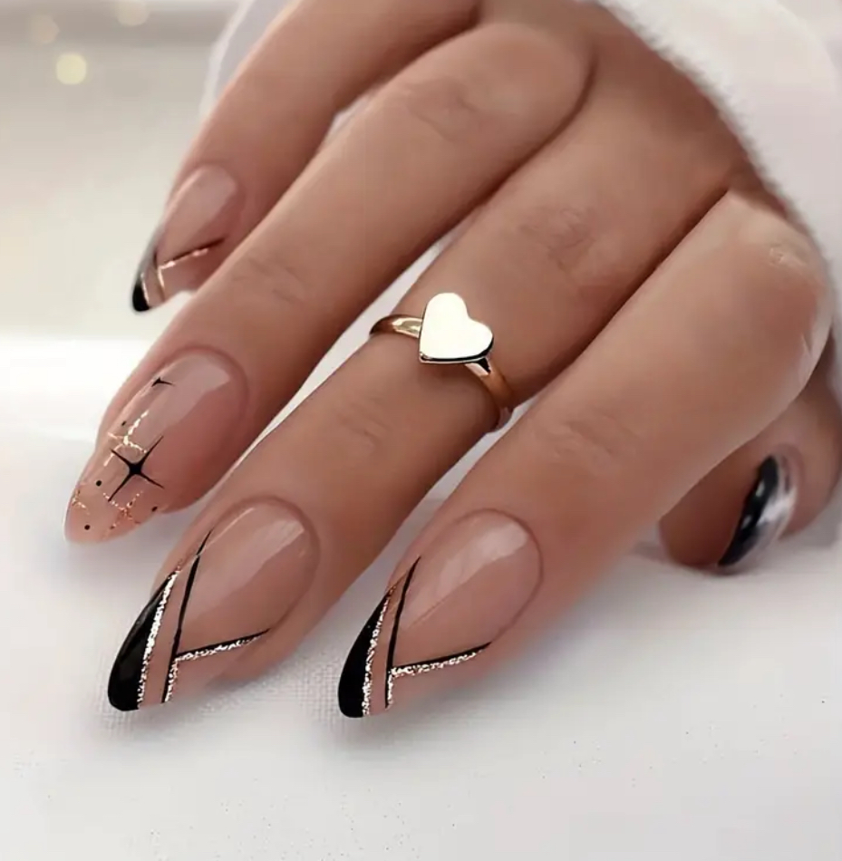 24 pcs Elegant Black Stiletto Nail Art