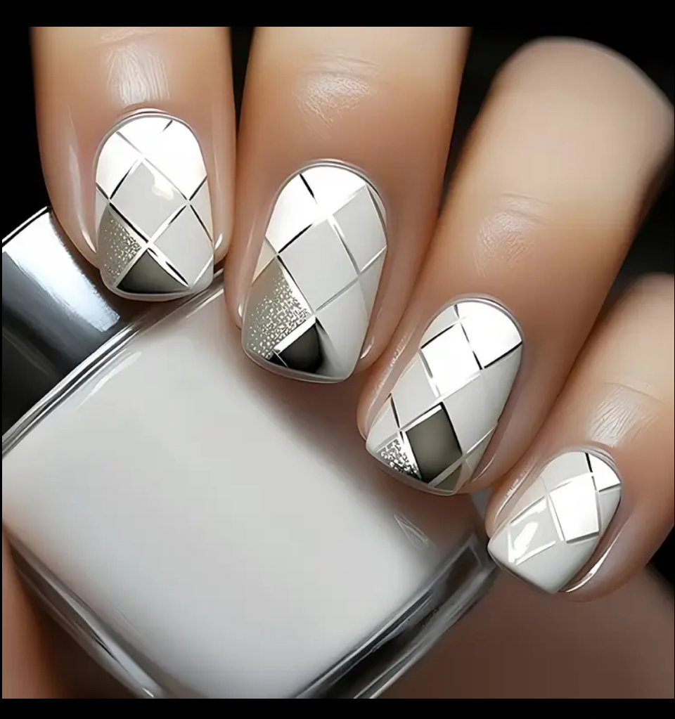 24 pcs Silver Lattice Nail Art Set